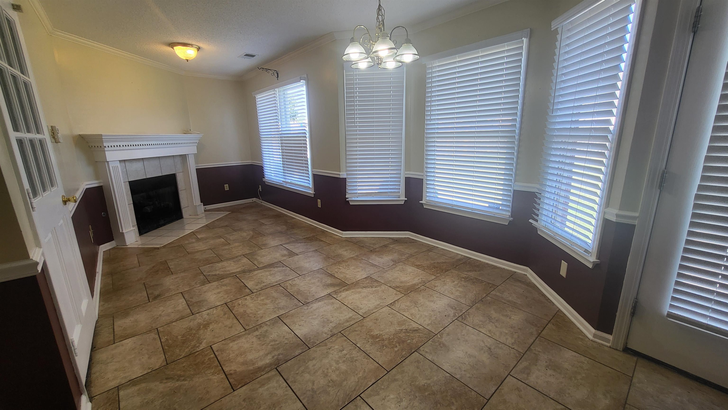 9246 Chalkwell Ave Property Photo 8
