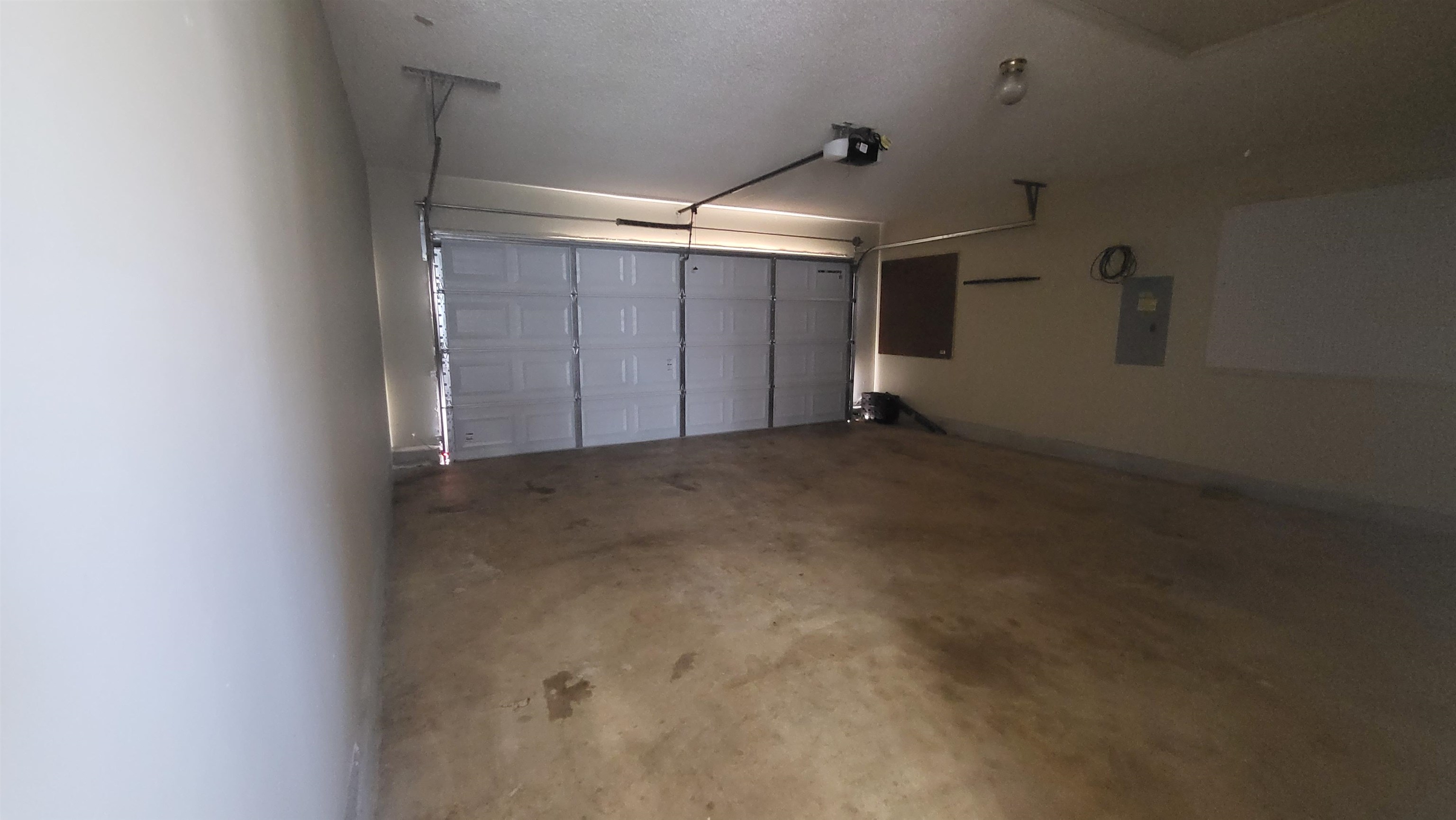 9246 Chalkwell Ave Property Photo 10