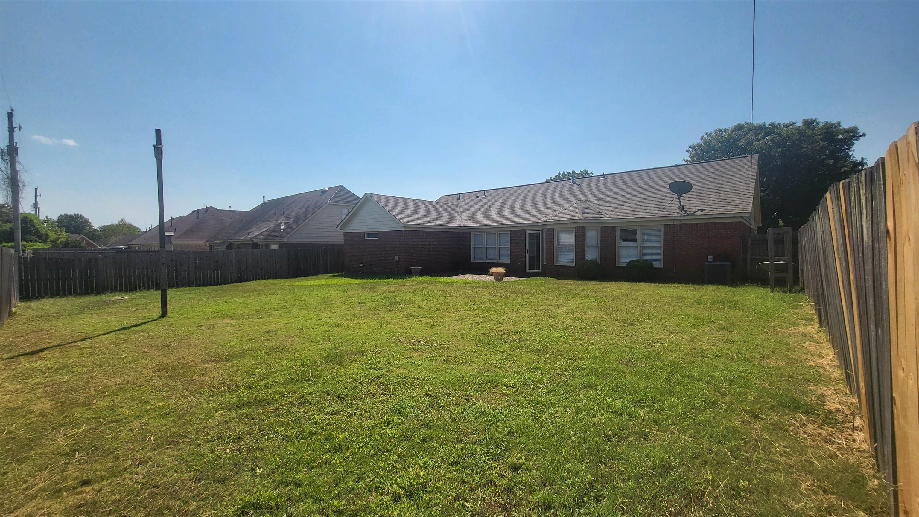 9246 Chalkwell Ave Property Photo 12