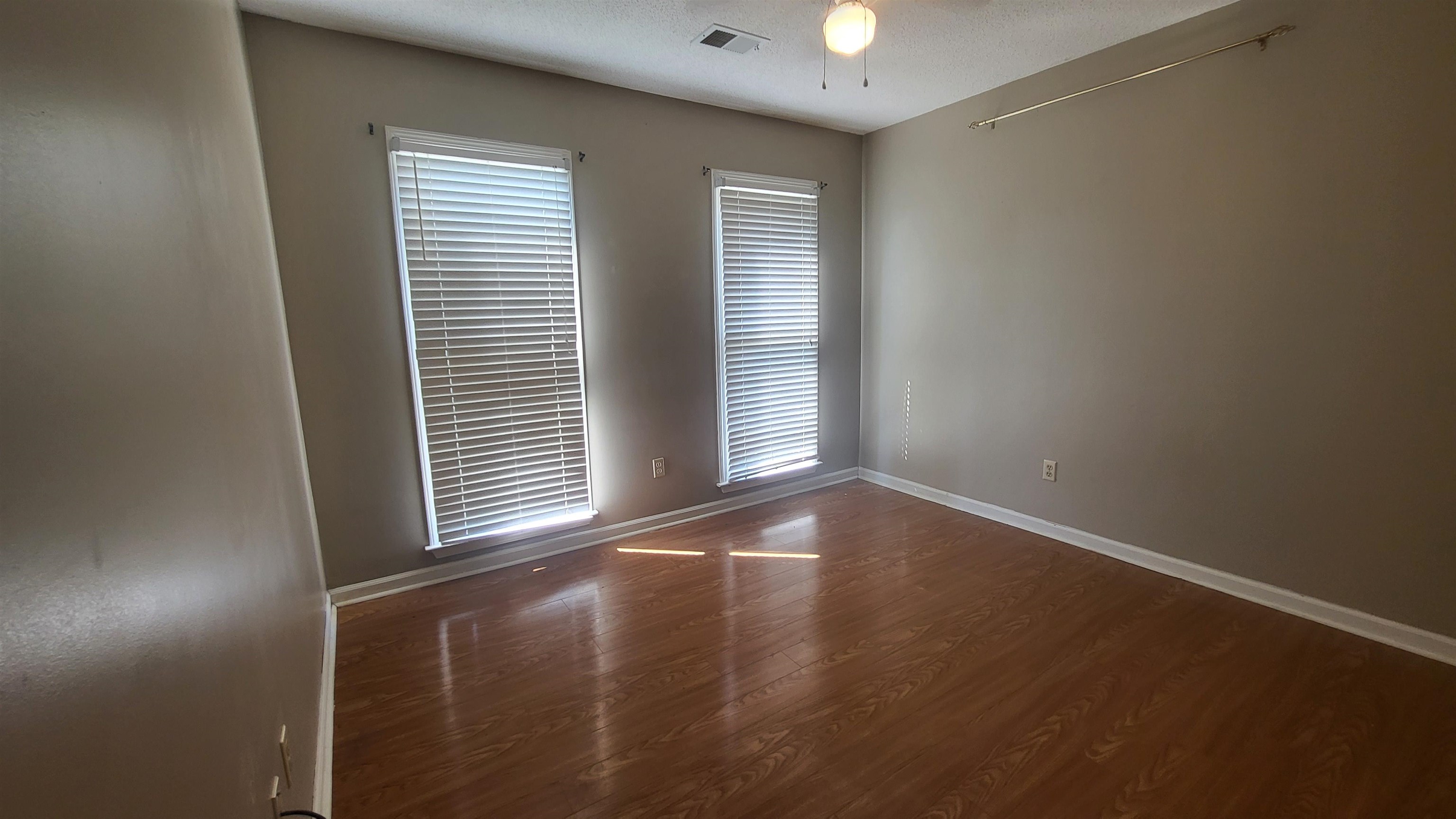9246 Chalkwell Ave Property Photo 17