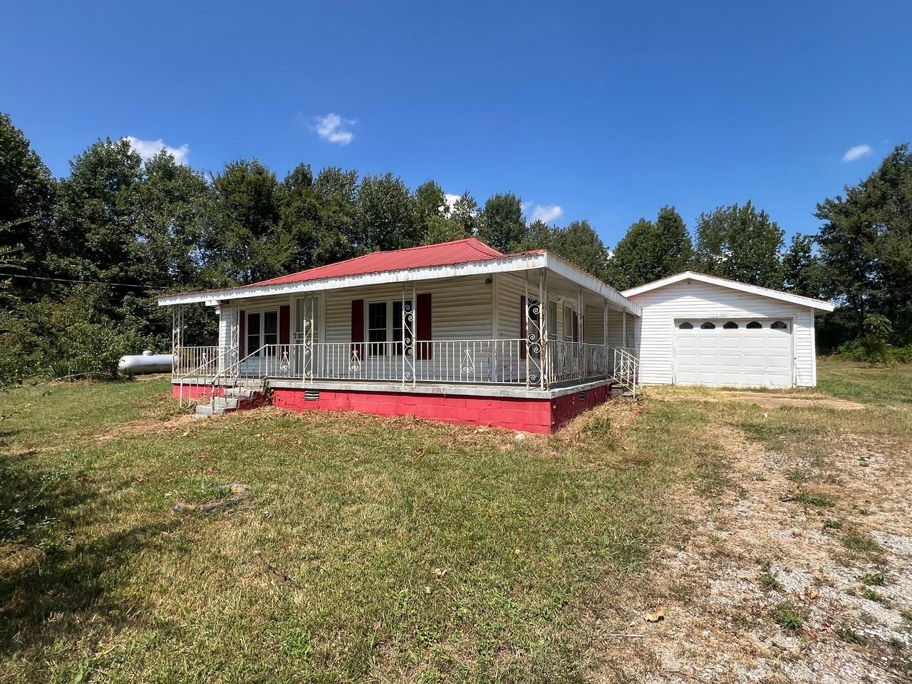 15077 70 Hwy W Property Photo 1