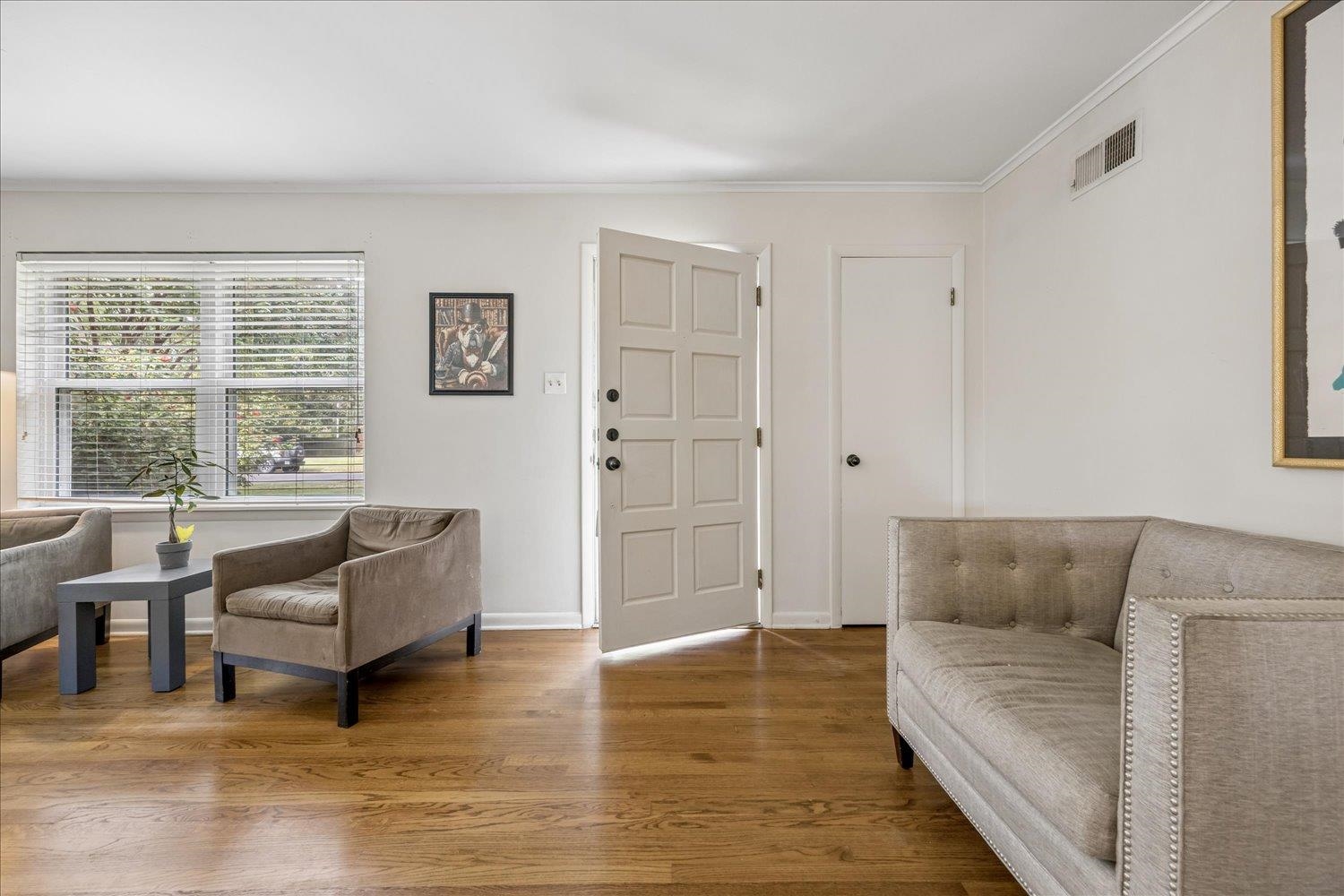 5471 Murff Ave Property Photo 3
