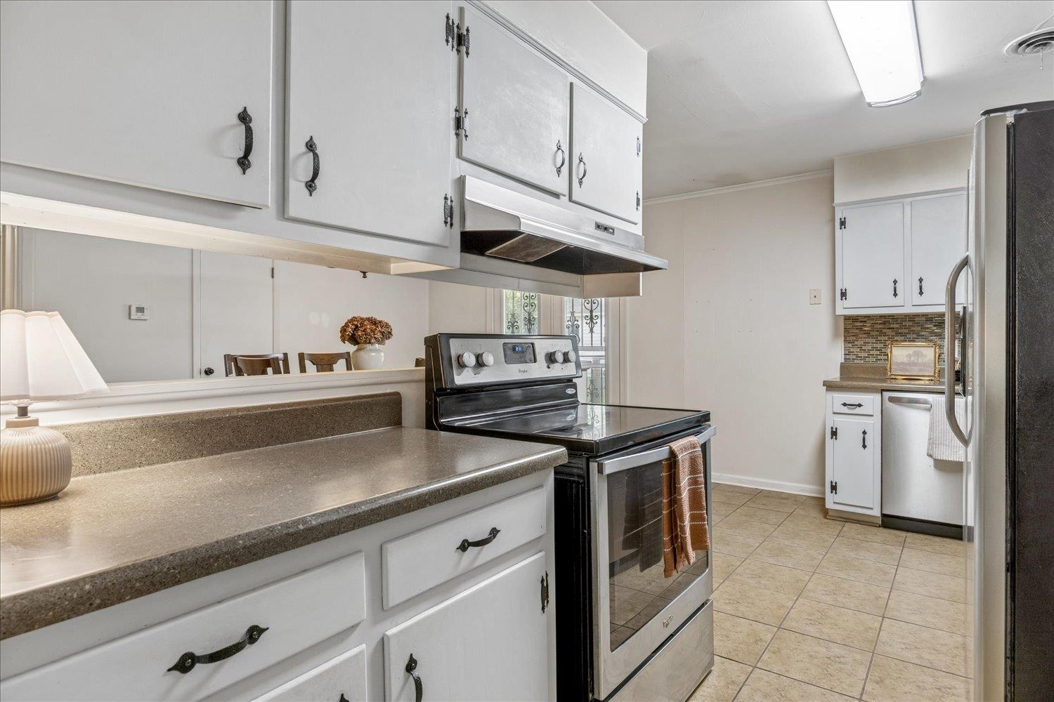5471 Murff Ave Property Photo 7