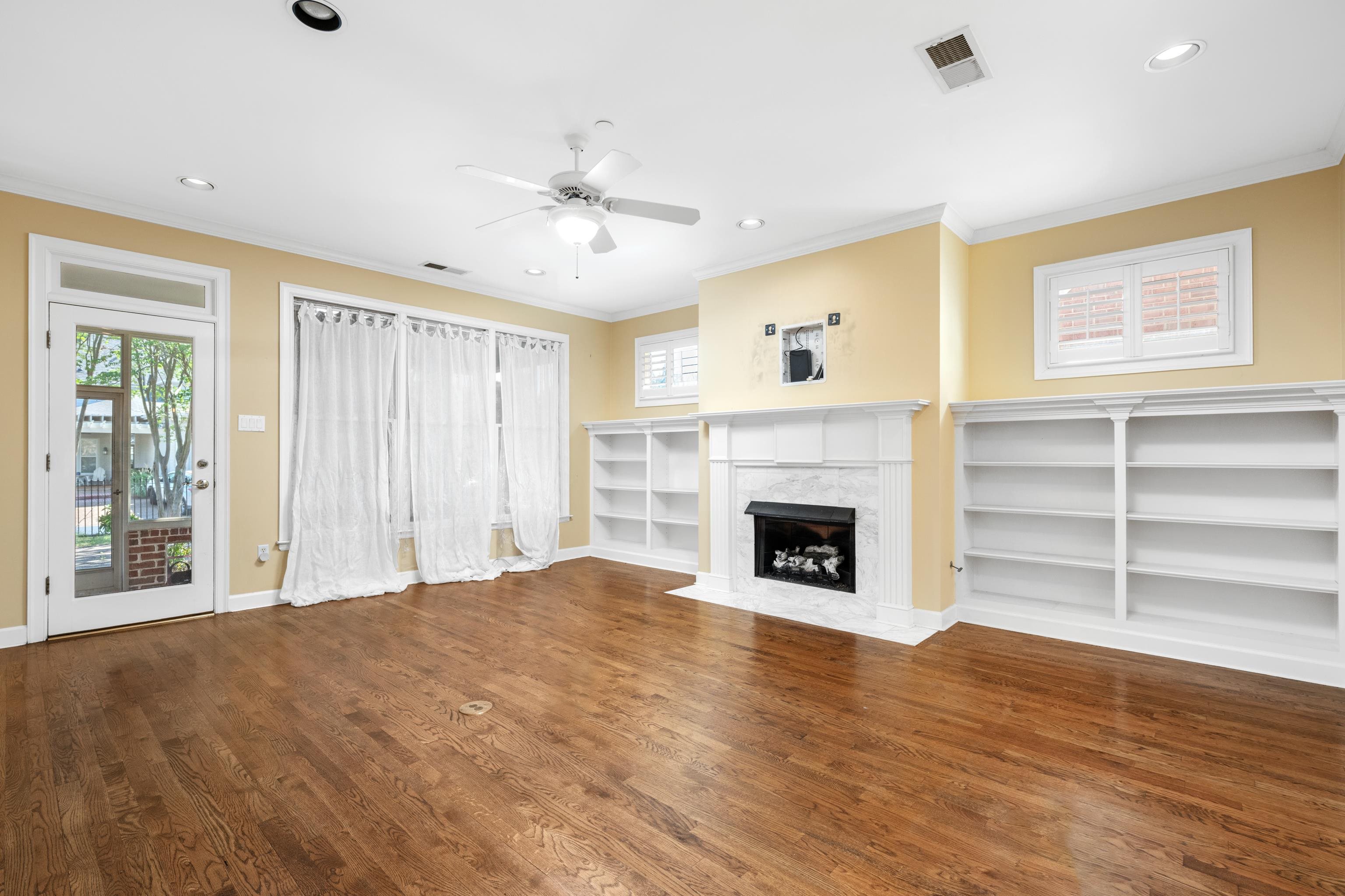 1524 Wolf Bend Rd Property Photo 4