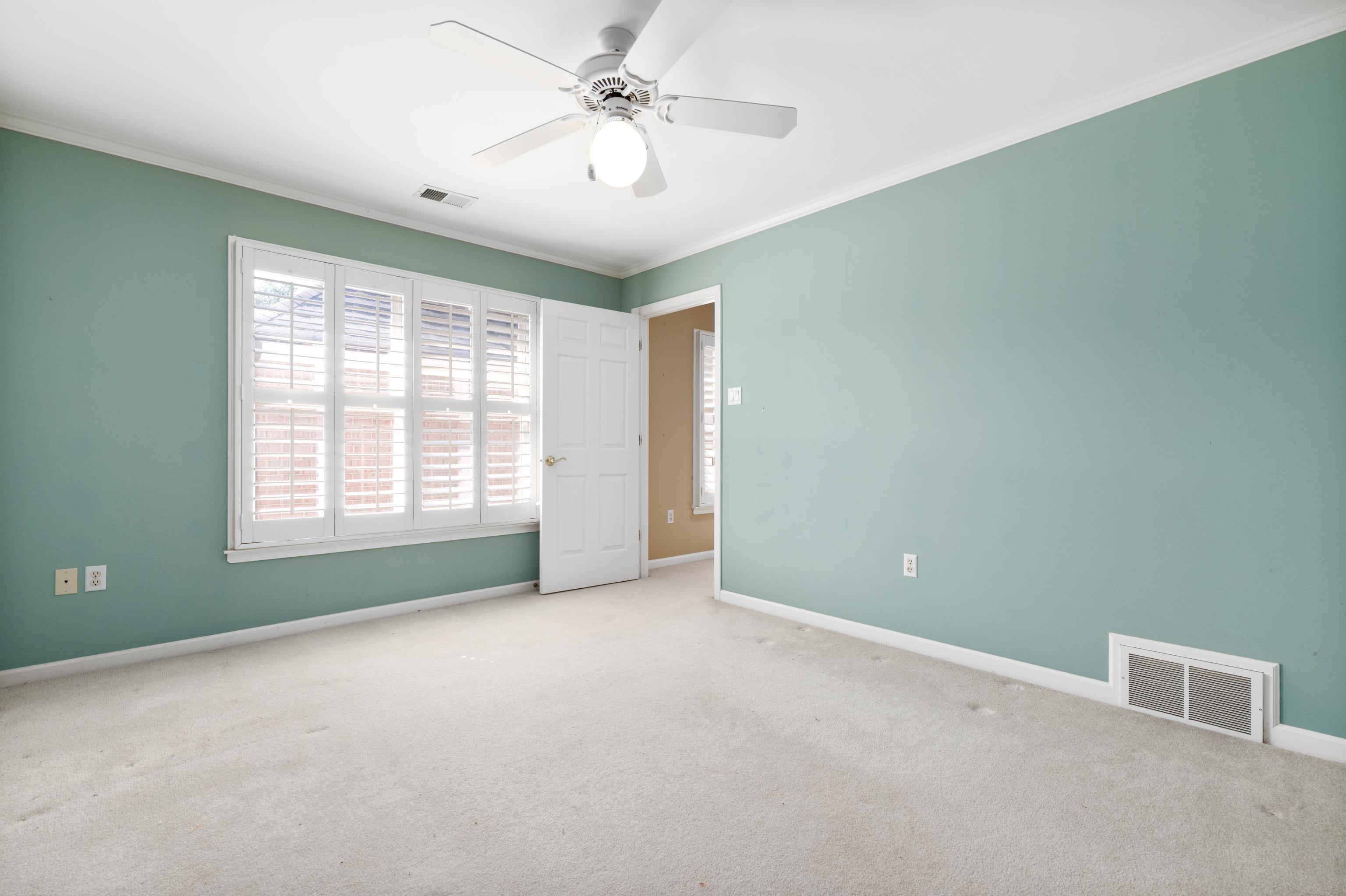 1524 Wolf Bend Rd Property Photo 35