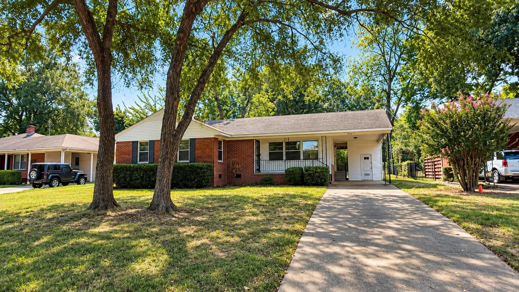5281 Laurie Ln Property Photo 1