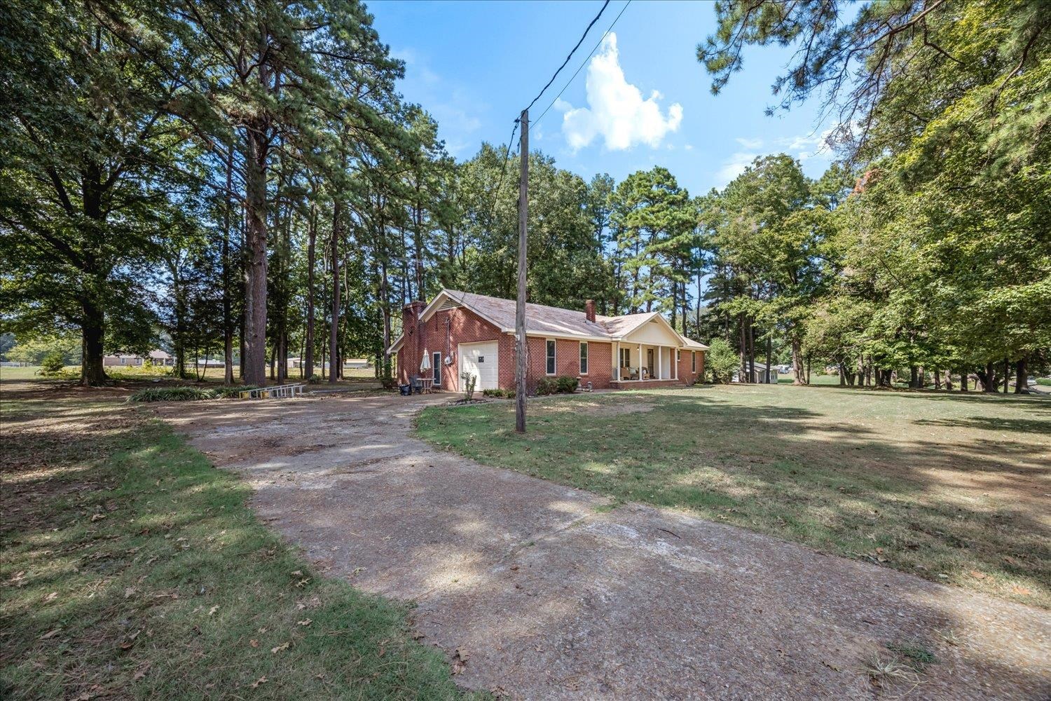 341 Ray Ln Property Photo 24