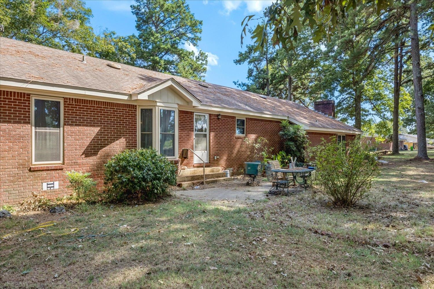 341 Ray Ln Property Photo 26