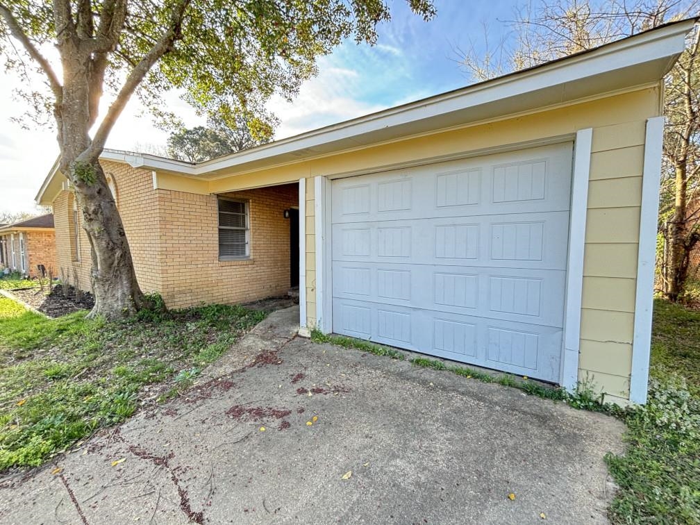 3479 Pine Ridge Ln Property Photo 2