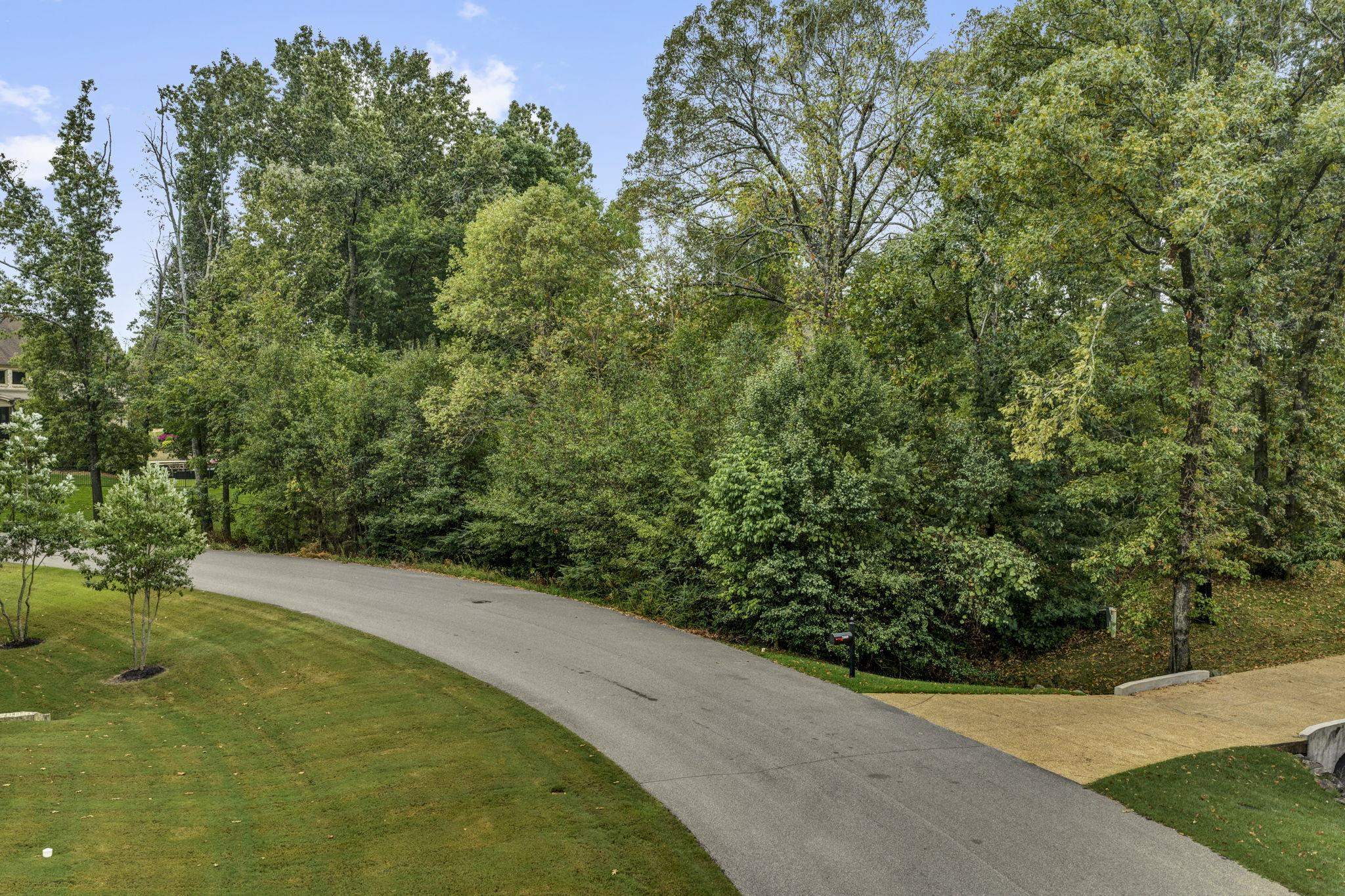 3981 N Potter Woods Cv Property Photo 5
