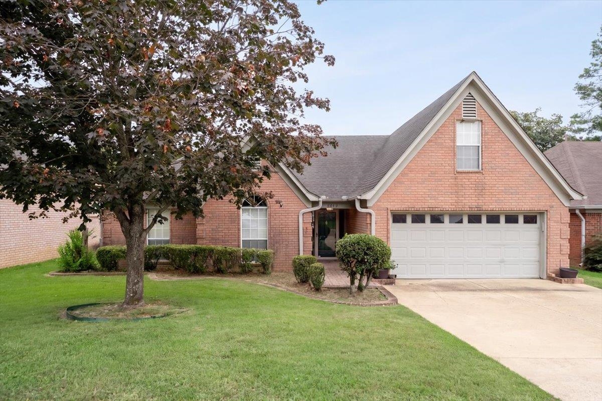 6449 GILLIA CIR Property Photo 1