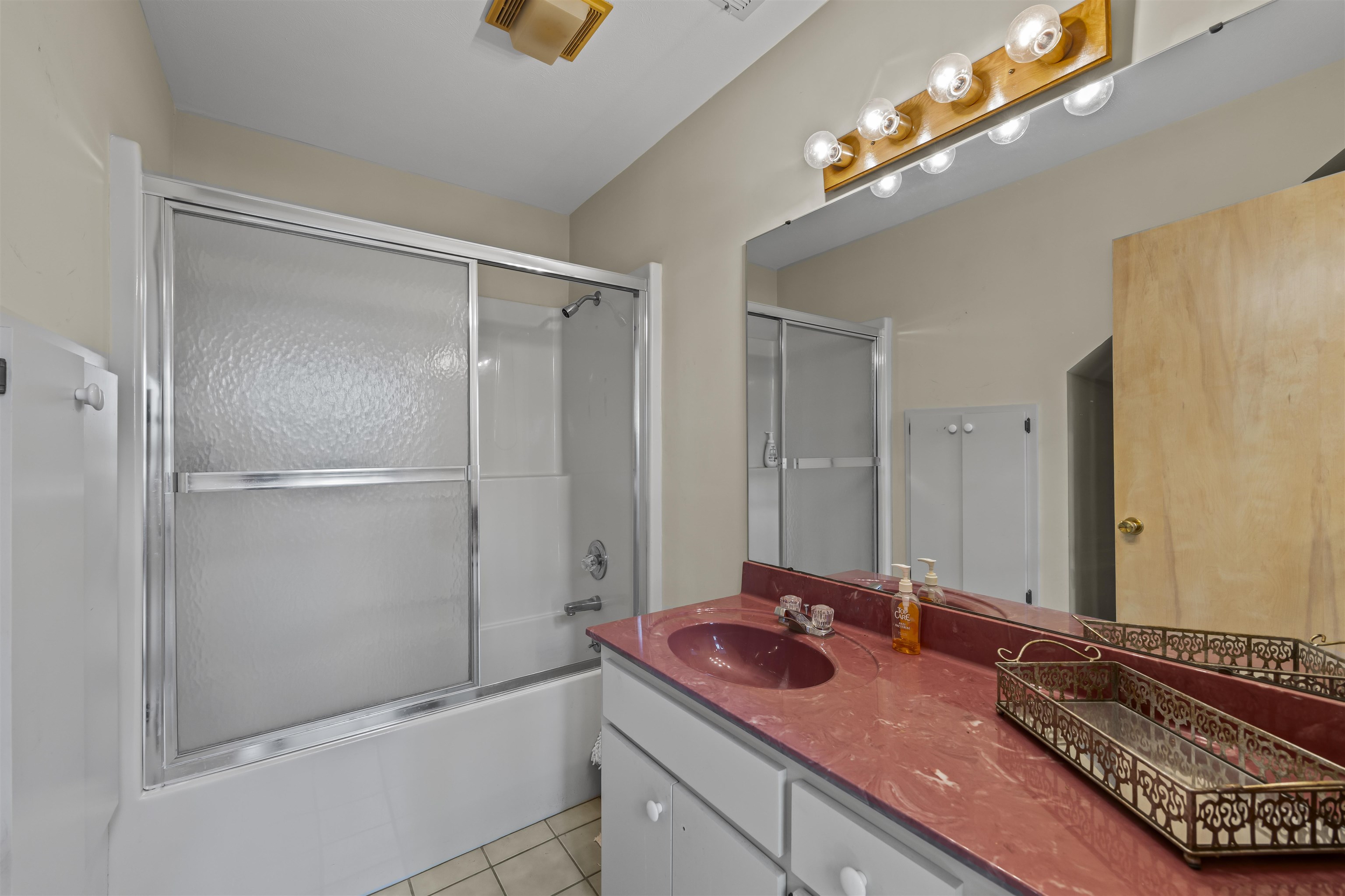 1720 Point Grand Dr Property Photo 15