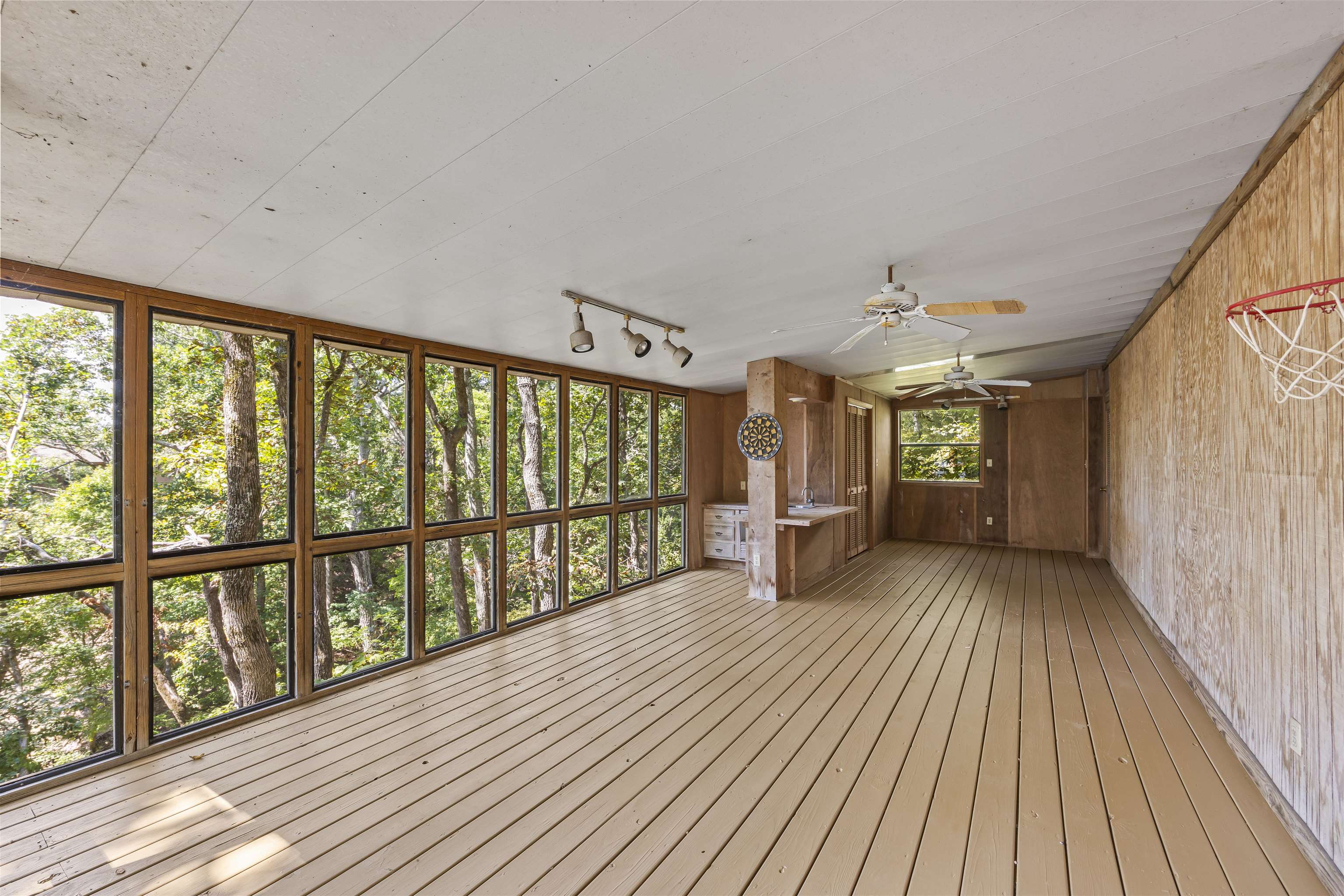 1720 Point Grand Dr Property Photo 22