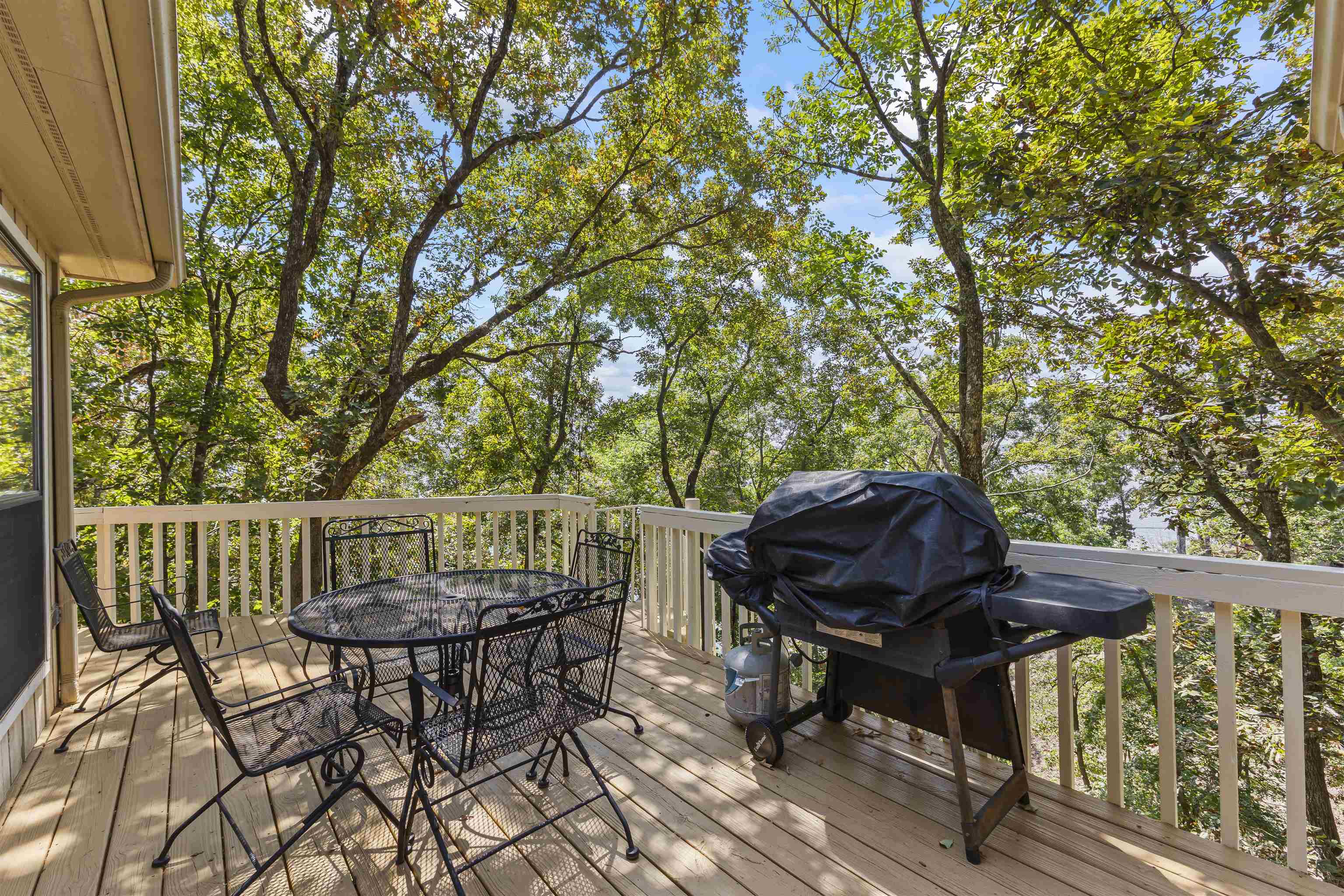 1720 Point Grand Dr Property Photo 23