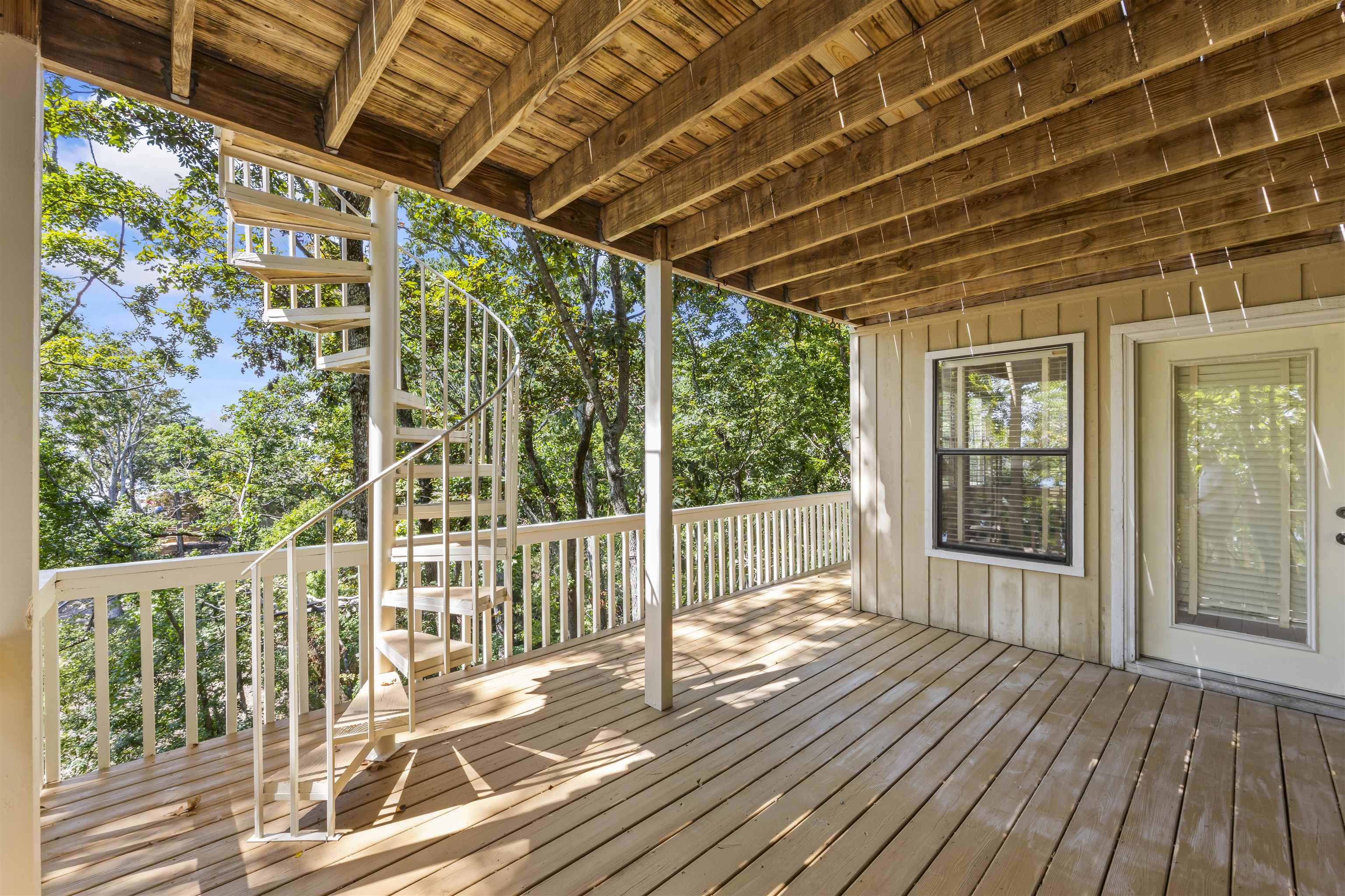 1720 Point Grand Dr Property Photo 26