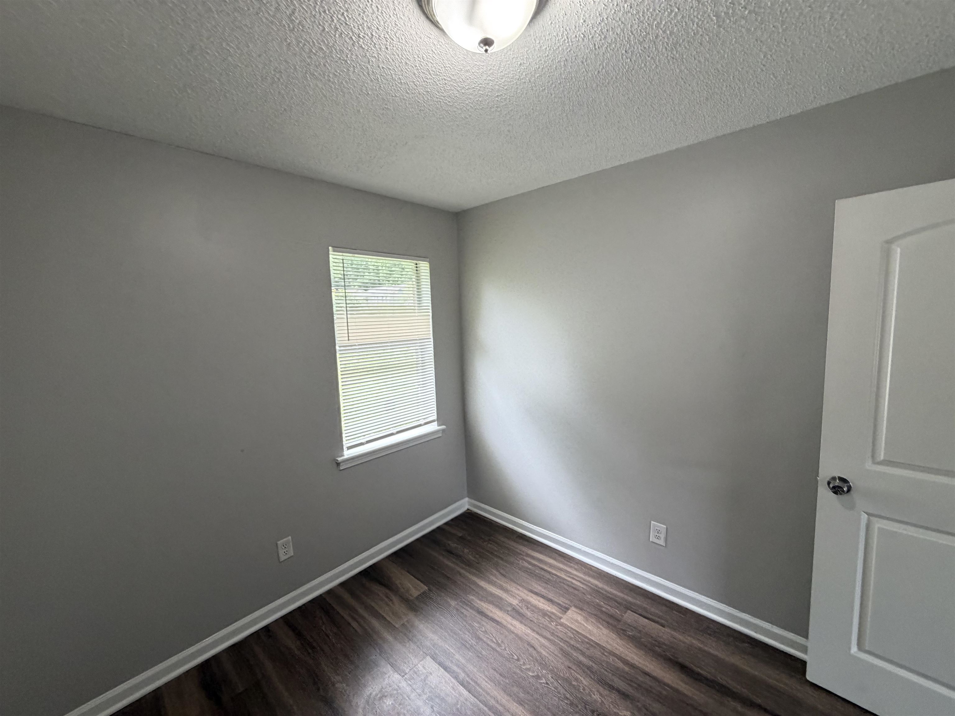 1271 Chickamauga Ave Property Photo 10
