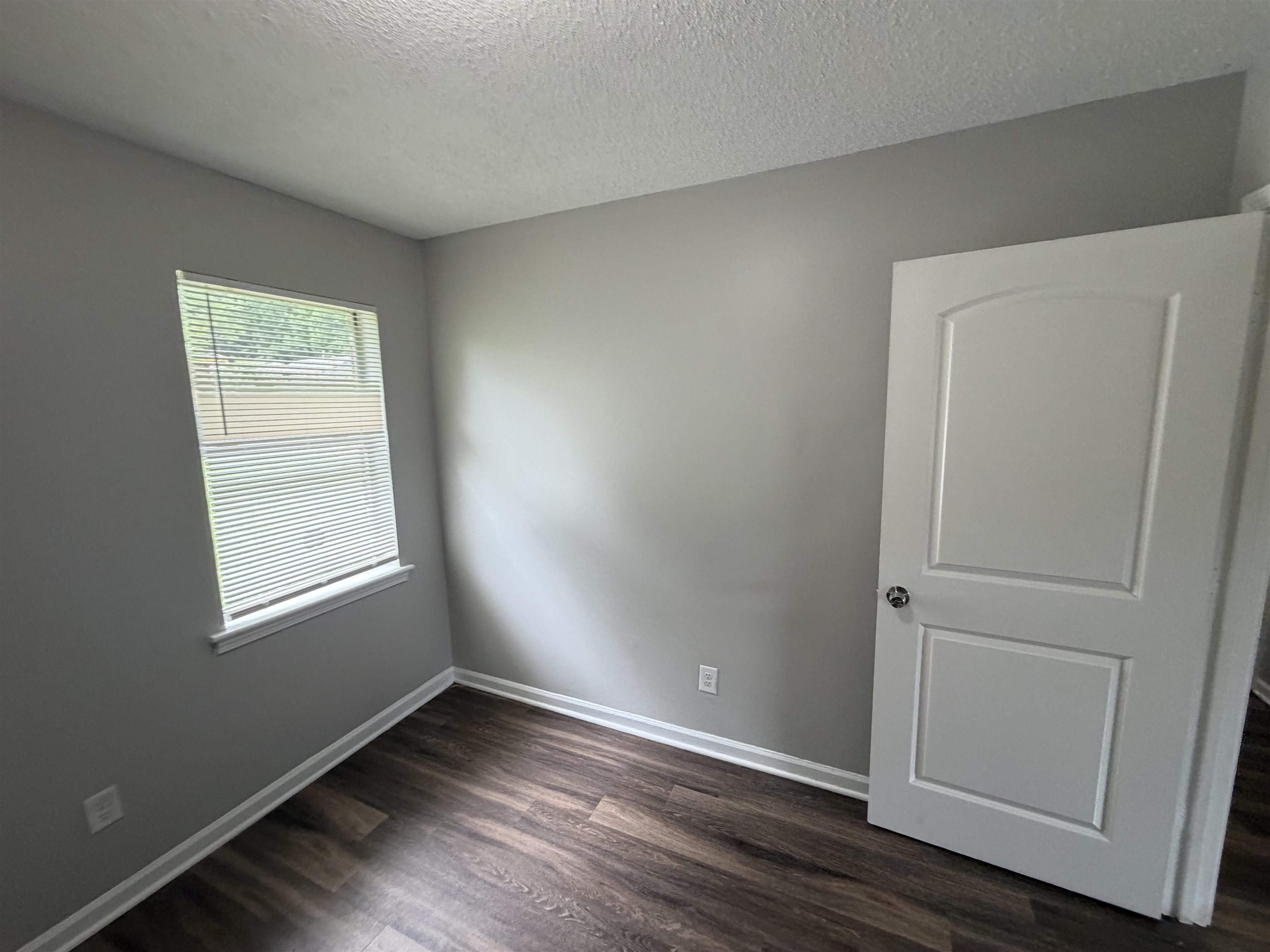 1271 Chickamauga Ave Property Photo 11