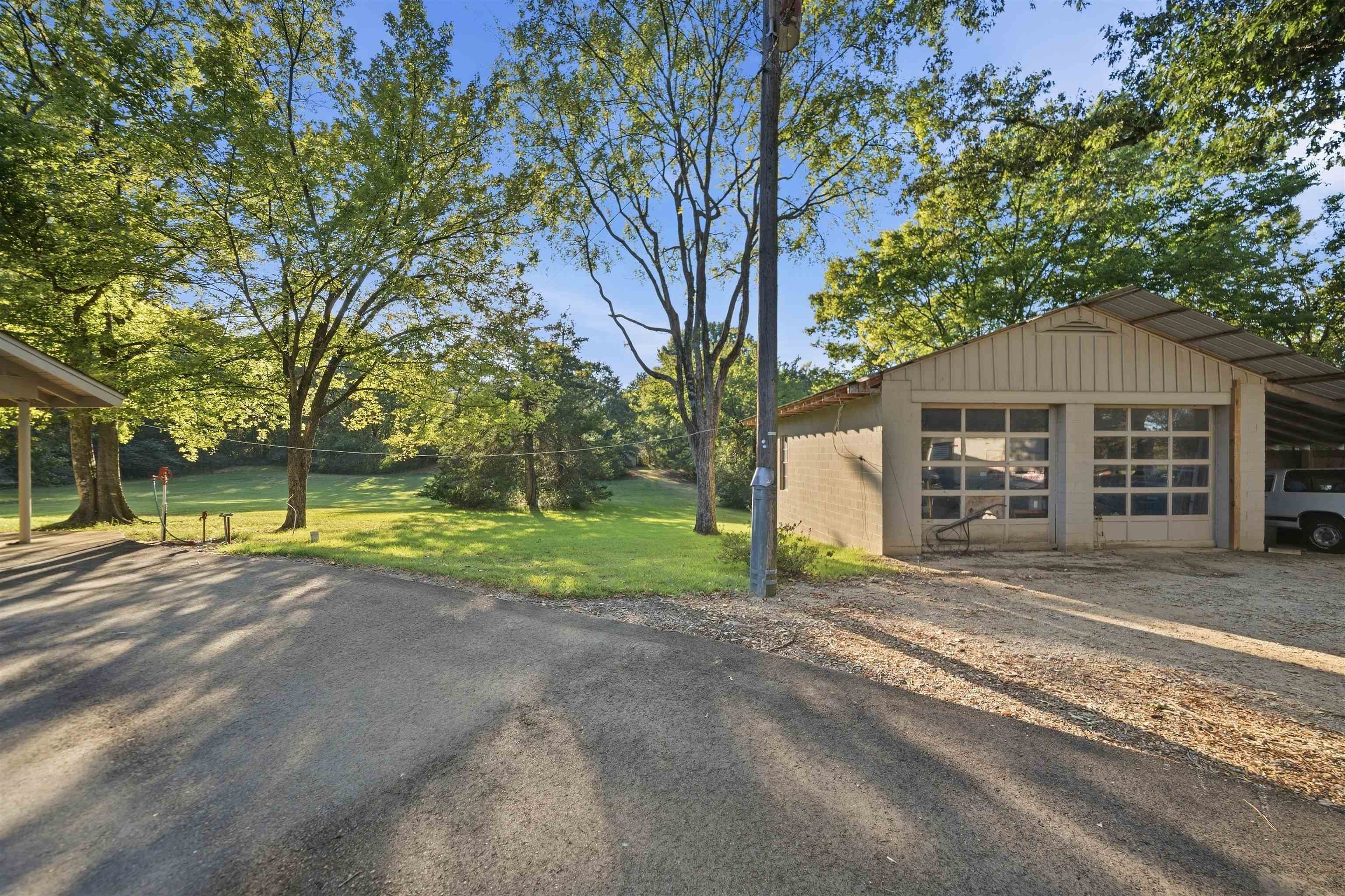5095 Evergreen Rd Property Photo 30