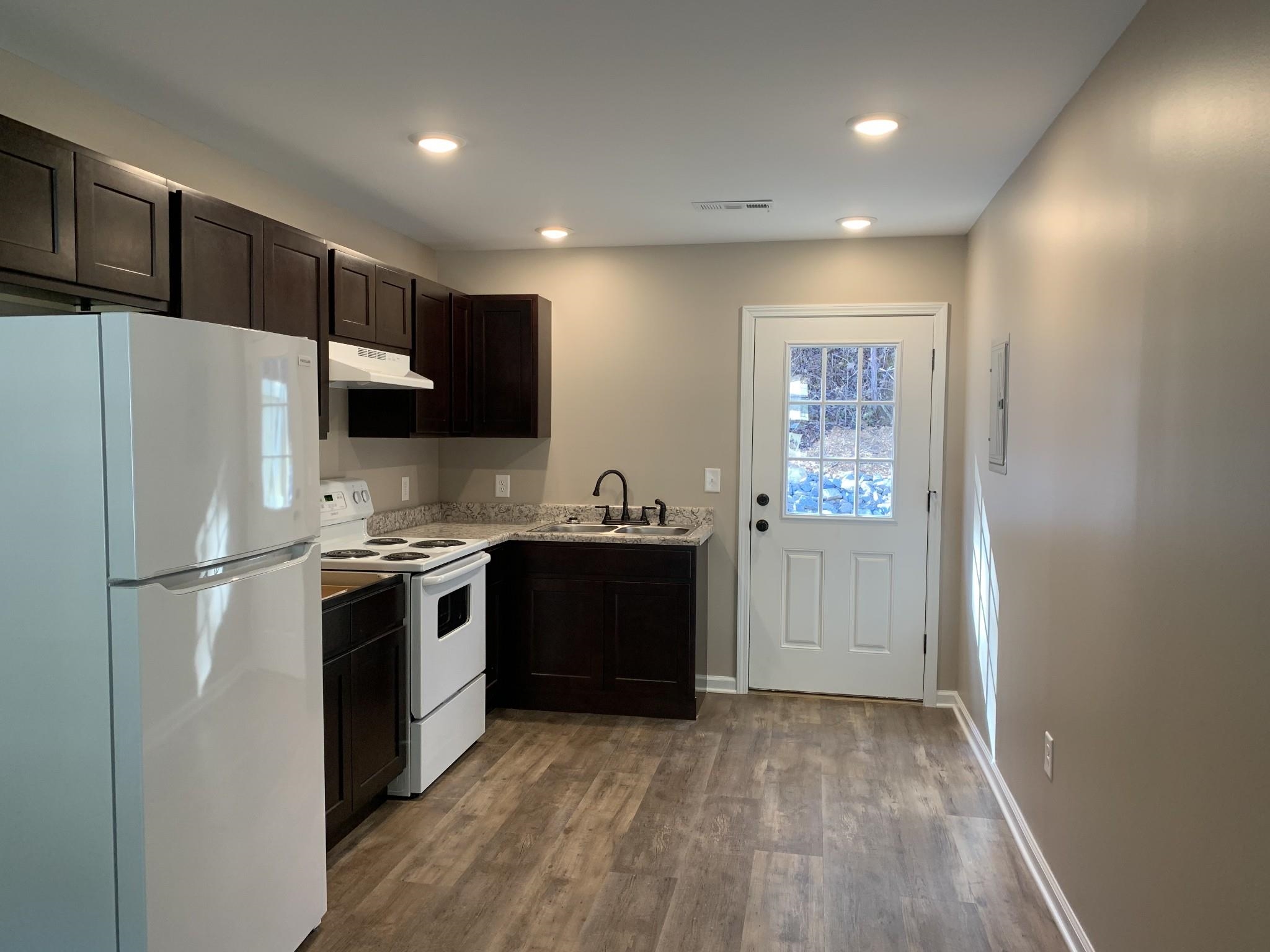 605 64 Hwy W Property Photo 15