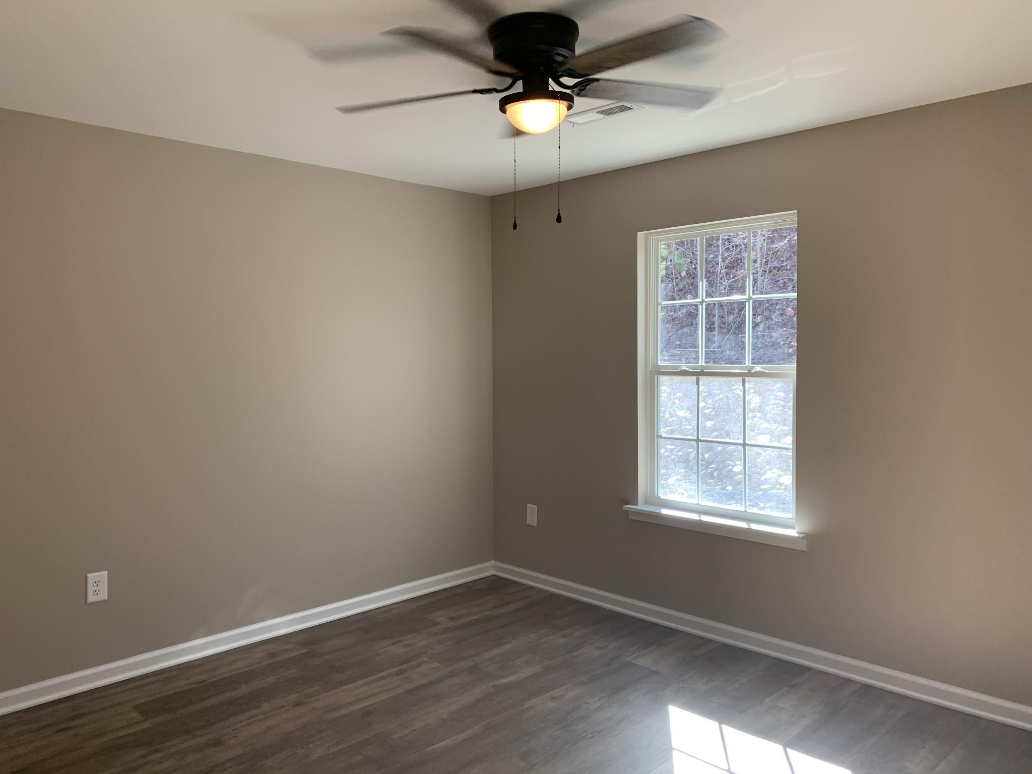 605 64 Hwy W Property Photo 28