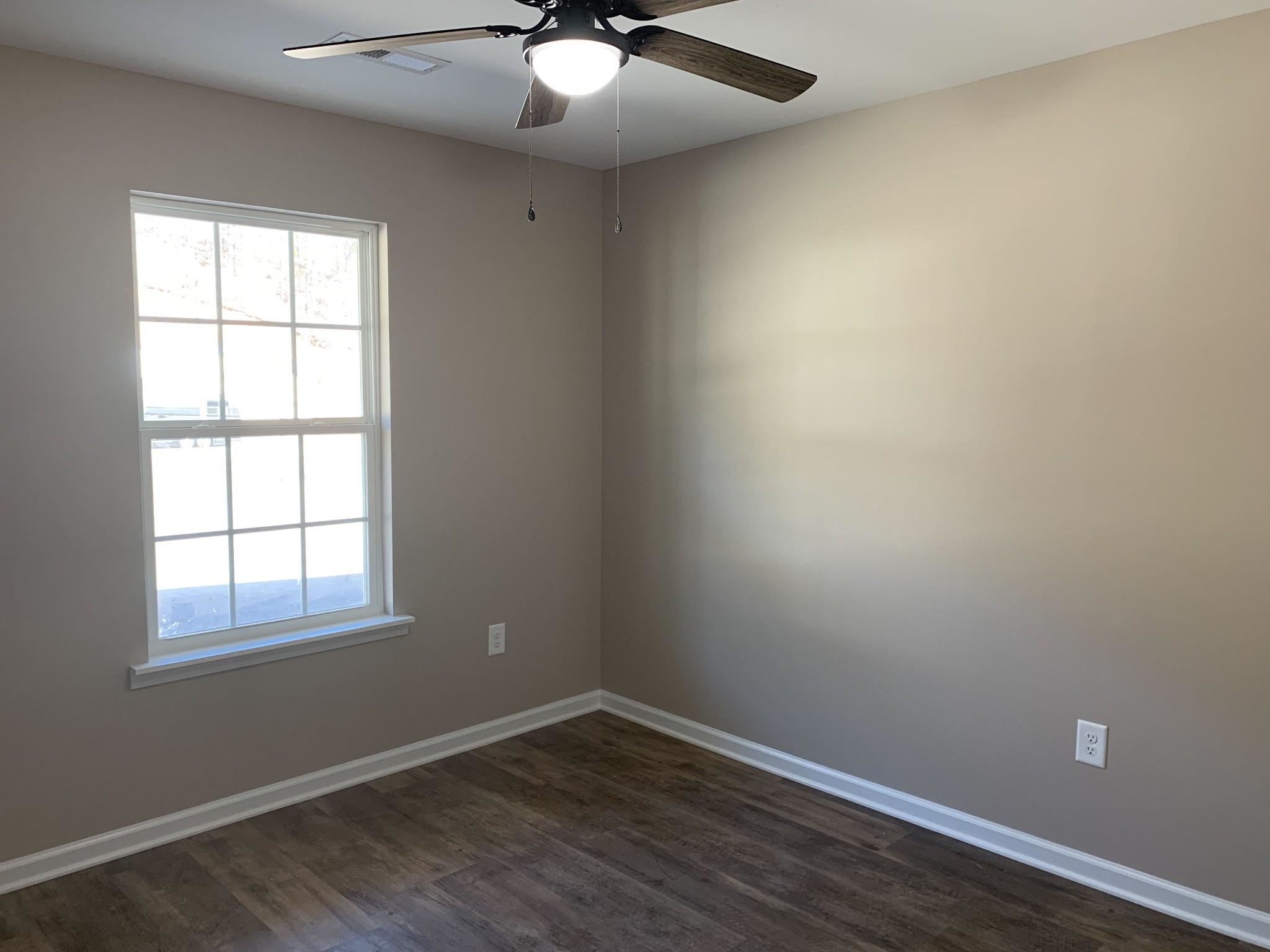 605 64 Hwy W Property Photo 31