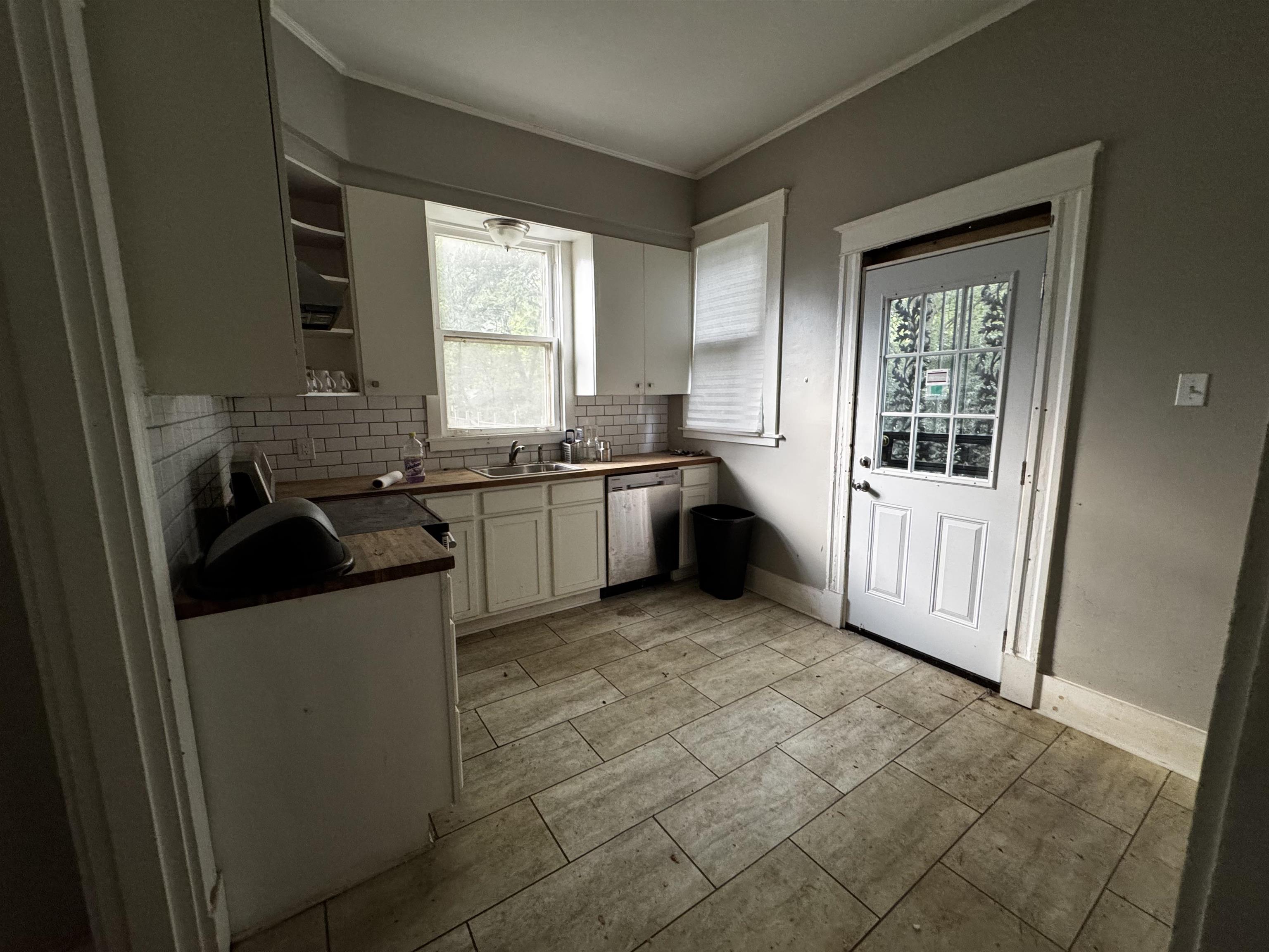 1840 Young Ave Property Photo 34