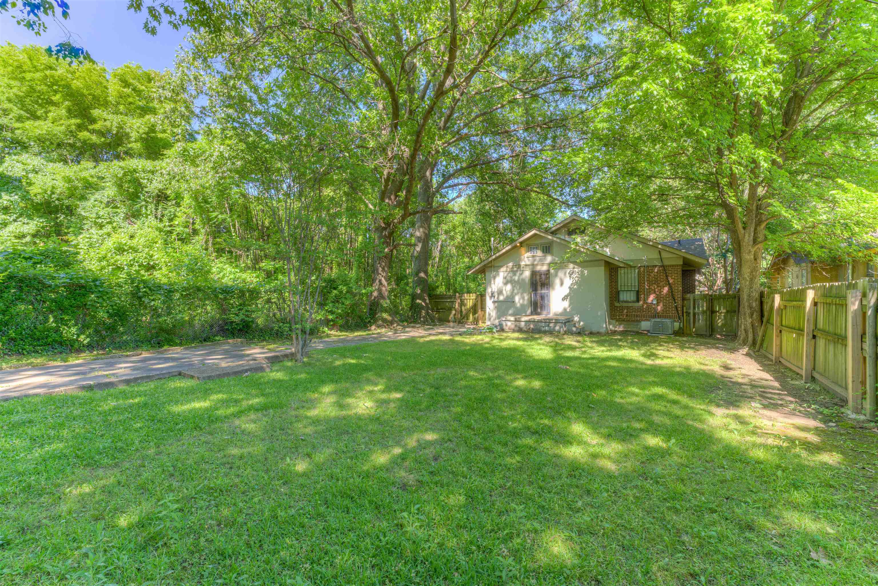 345 Malvern St Property Photo 25