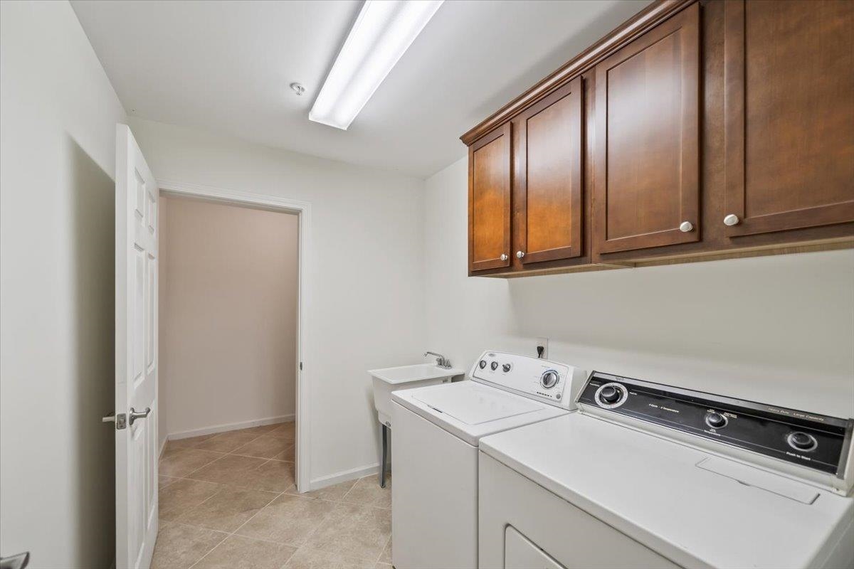 1700 W Southfield Cir Property Photo 22