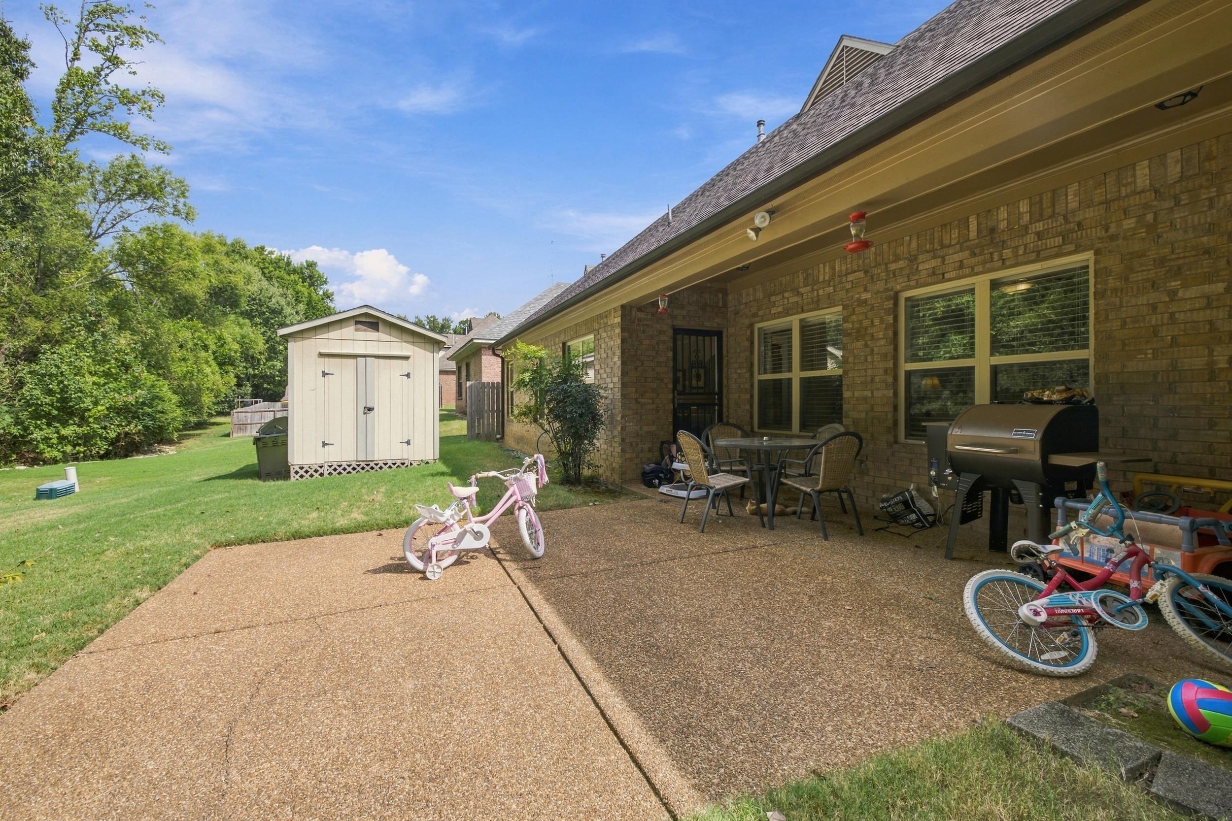 8268 Bartlett Gap Dr Property Photo 6