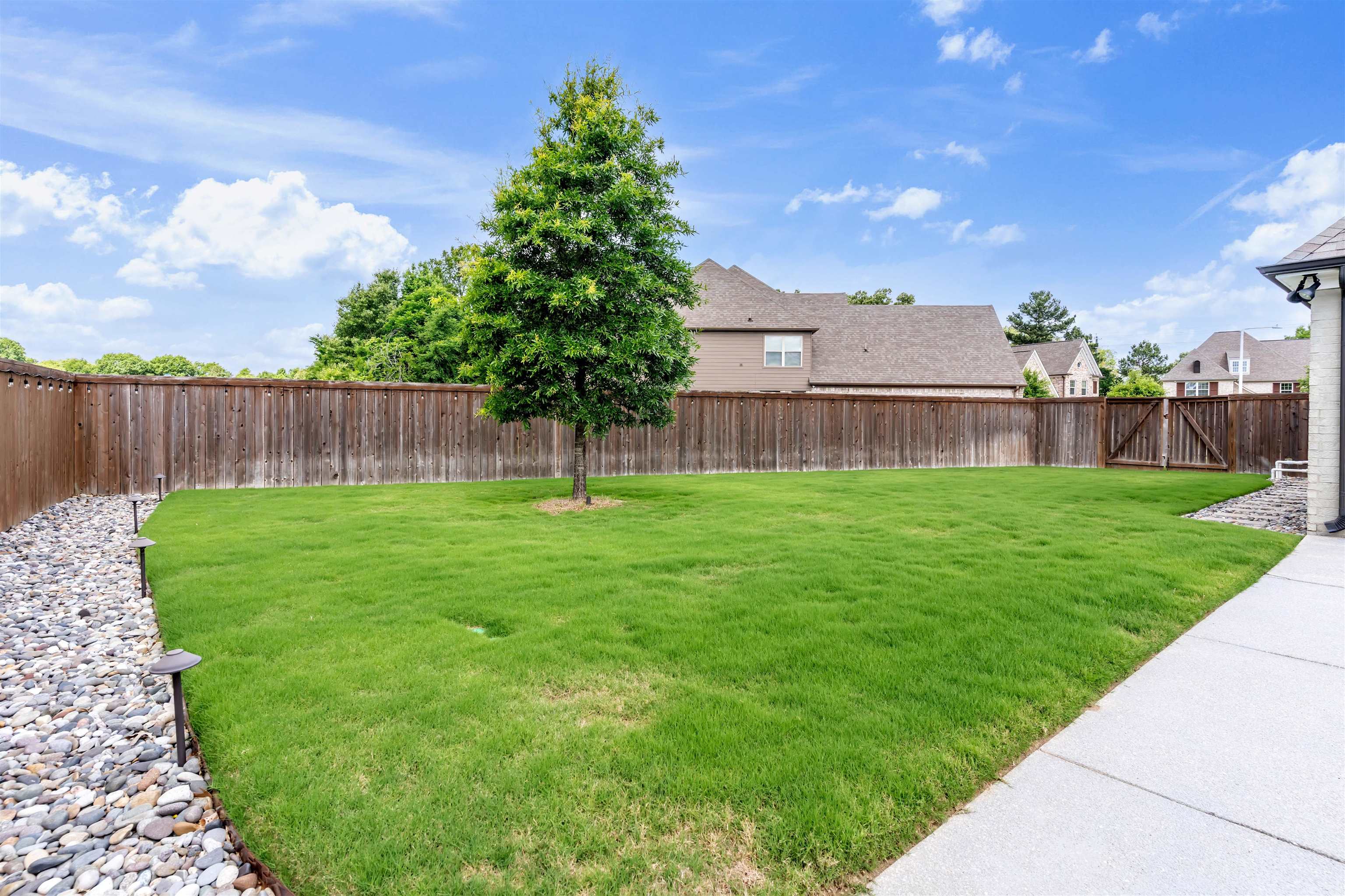 535 Tender Oaks Cv Property Photo 38