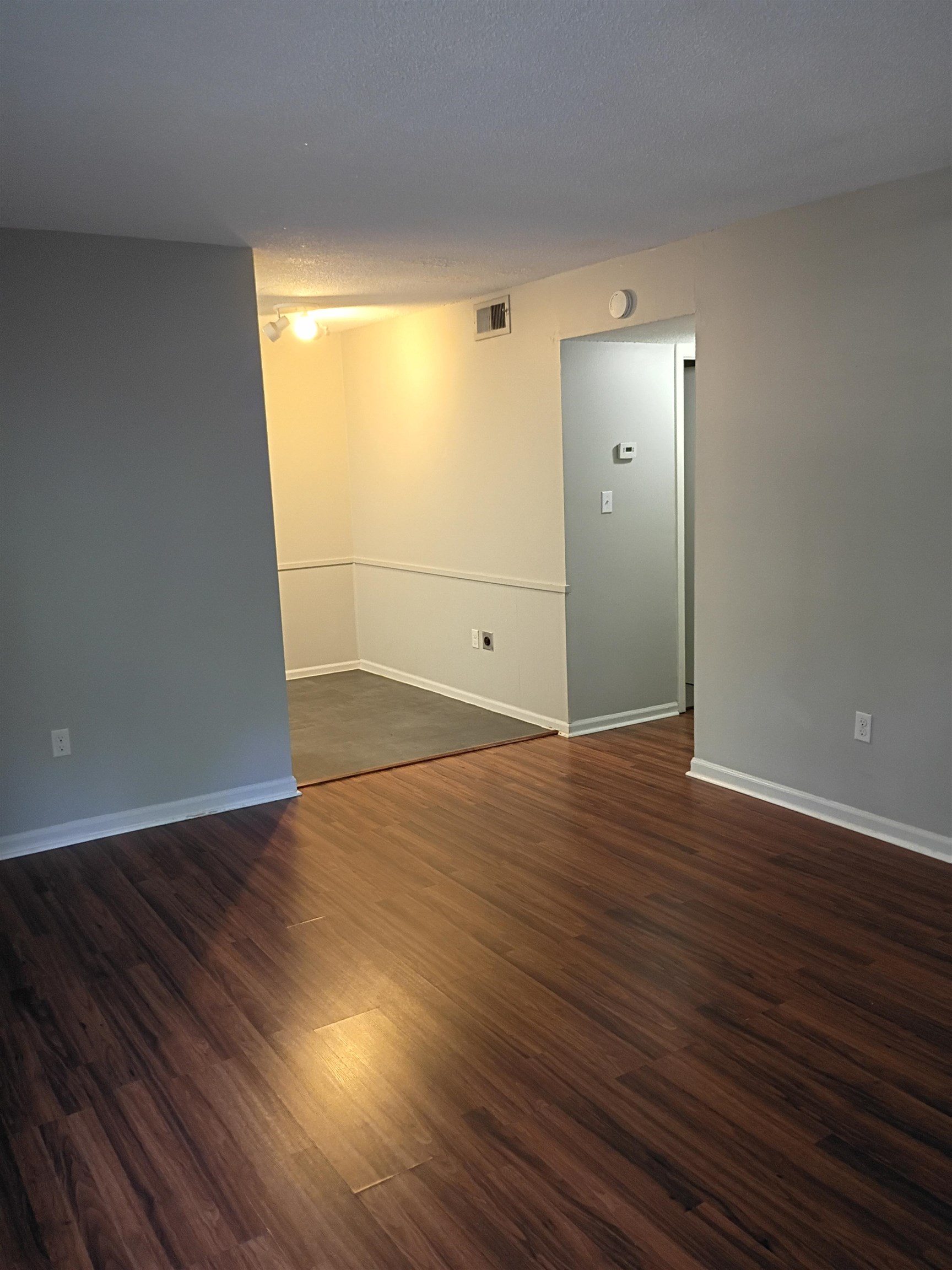 32 S TUCKER ST Property Photo 1