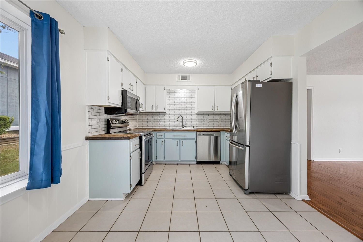 876 Barbara Lynn Dr Property Photo 11