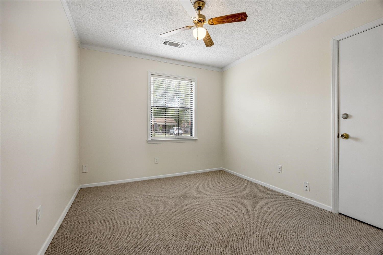 876 Barbara Lynn Dr Property Photo 23
