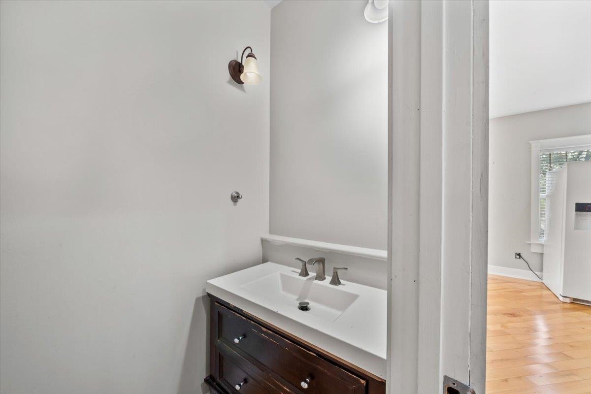 196 N Mcneil St Property Photo 15