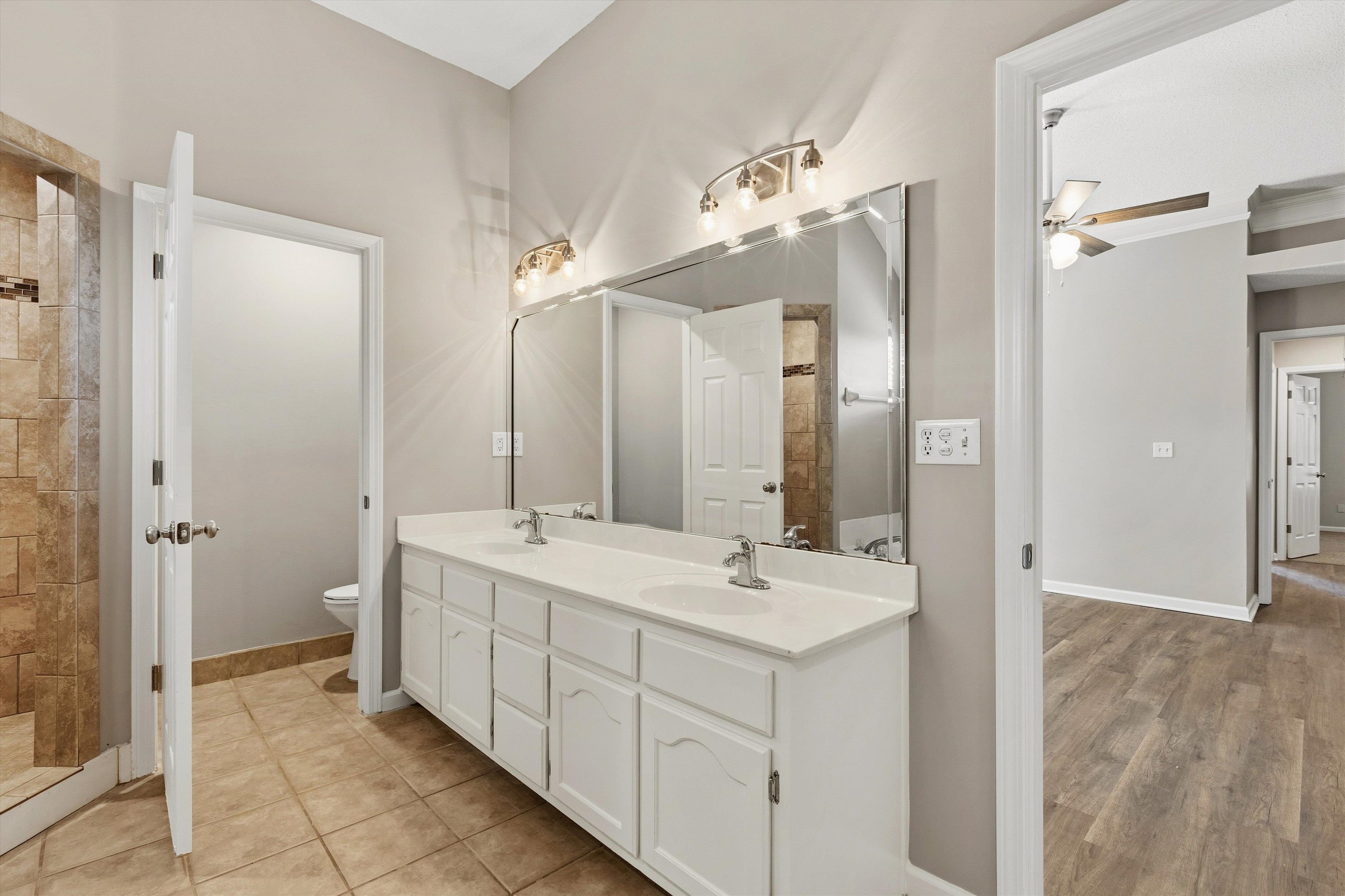 4890 Rivercrest Ln Property Photo 15