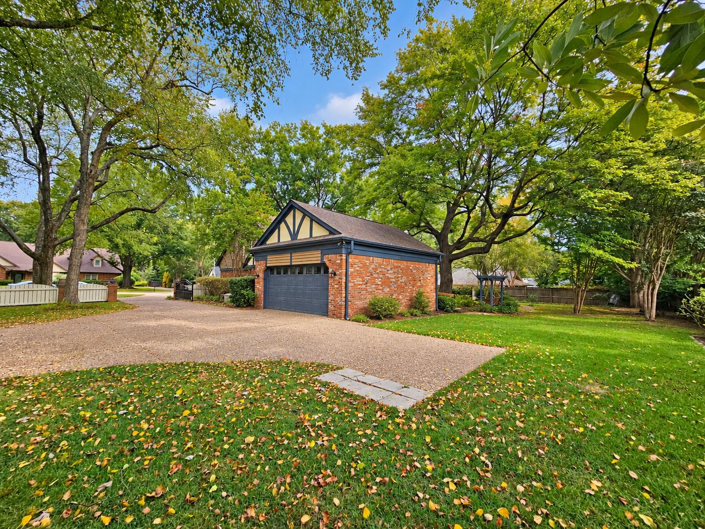 2338 White Ash Cv Property Photo 5