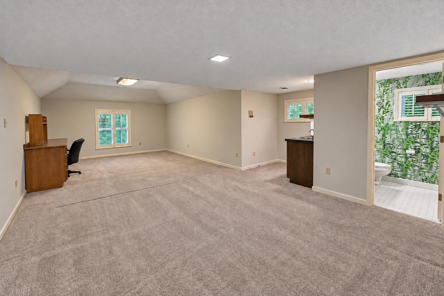 2338 White Ash Cv Property Photo 39