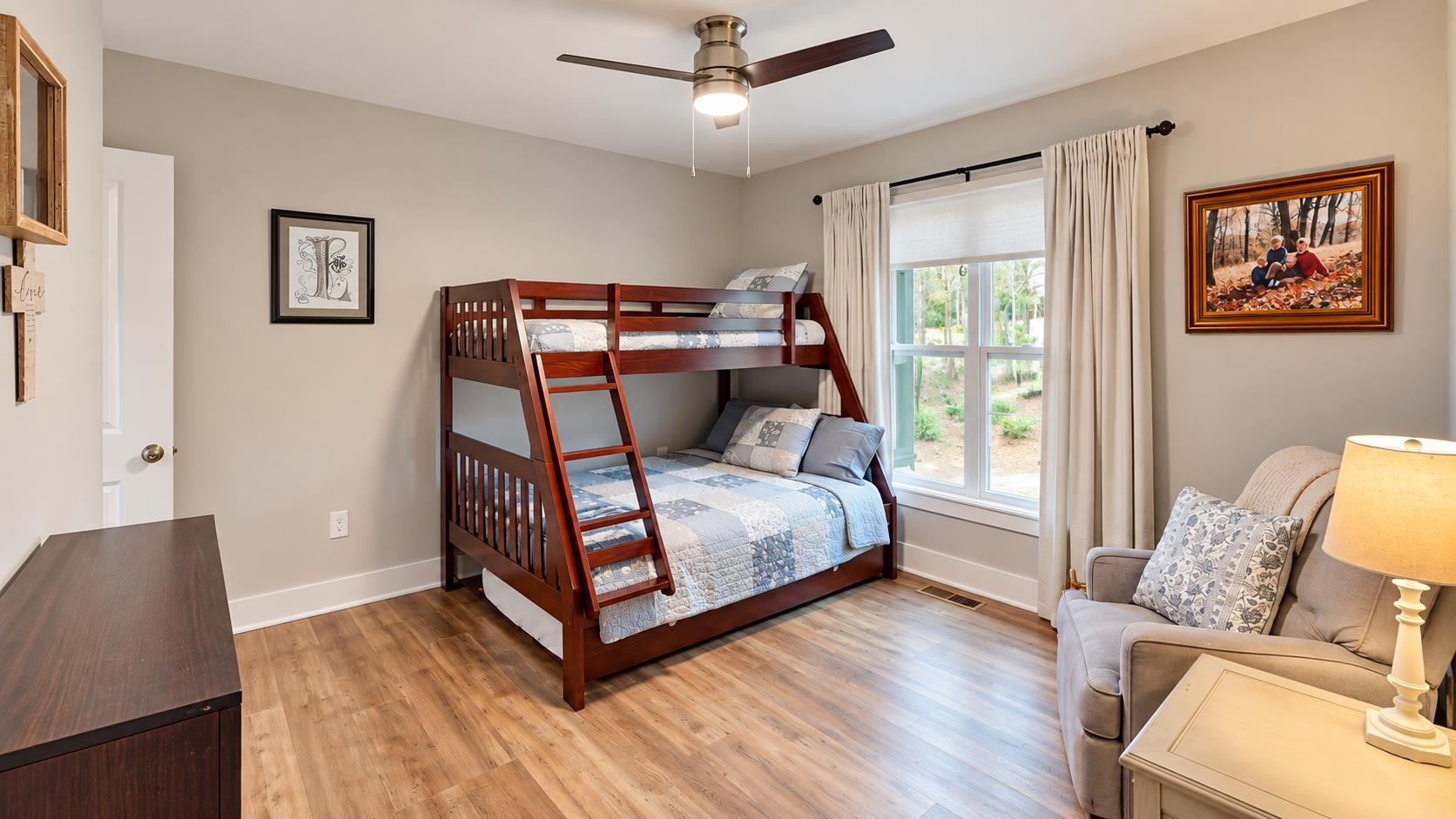 30 Quaint Cv Property Photo 22