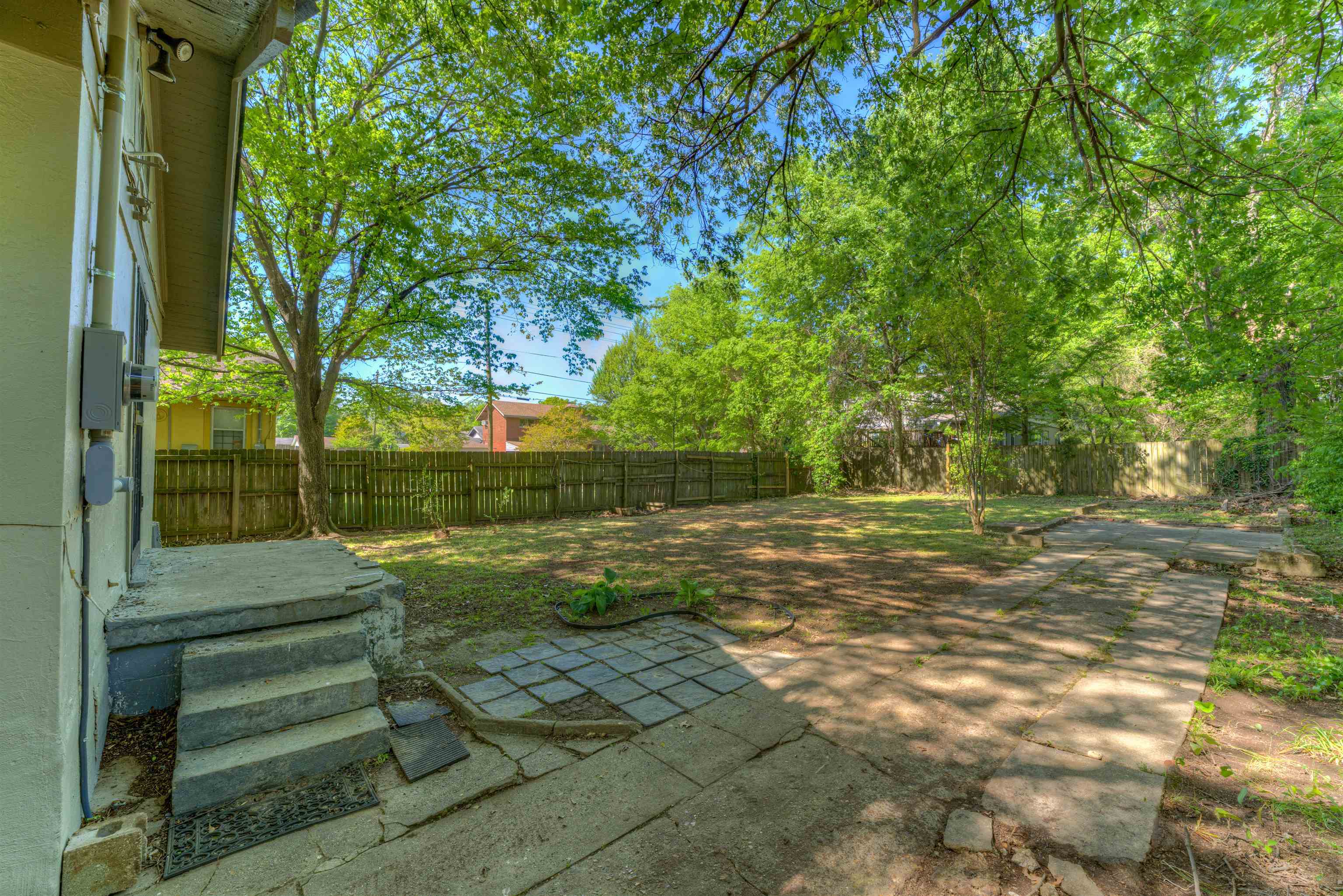345 Malvern St Property Photo 23