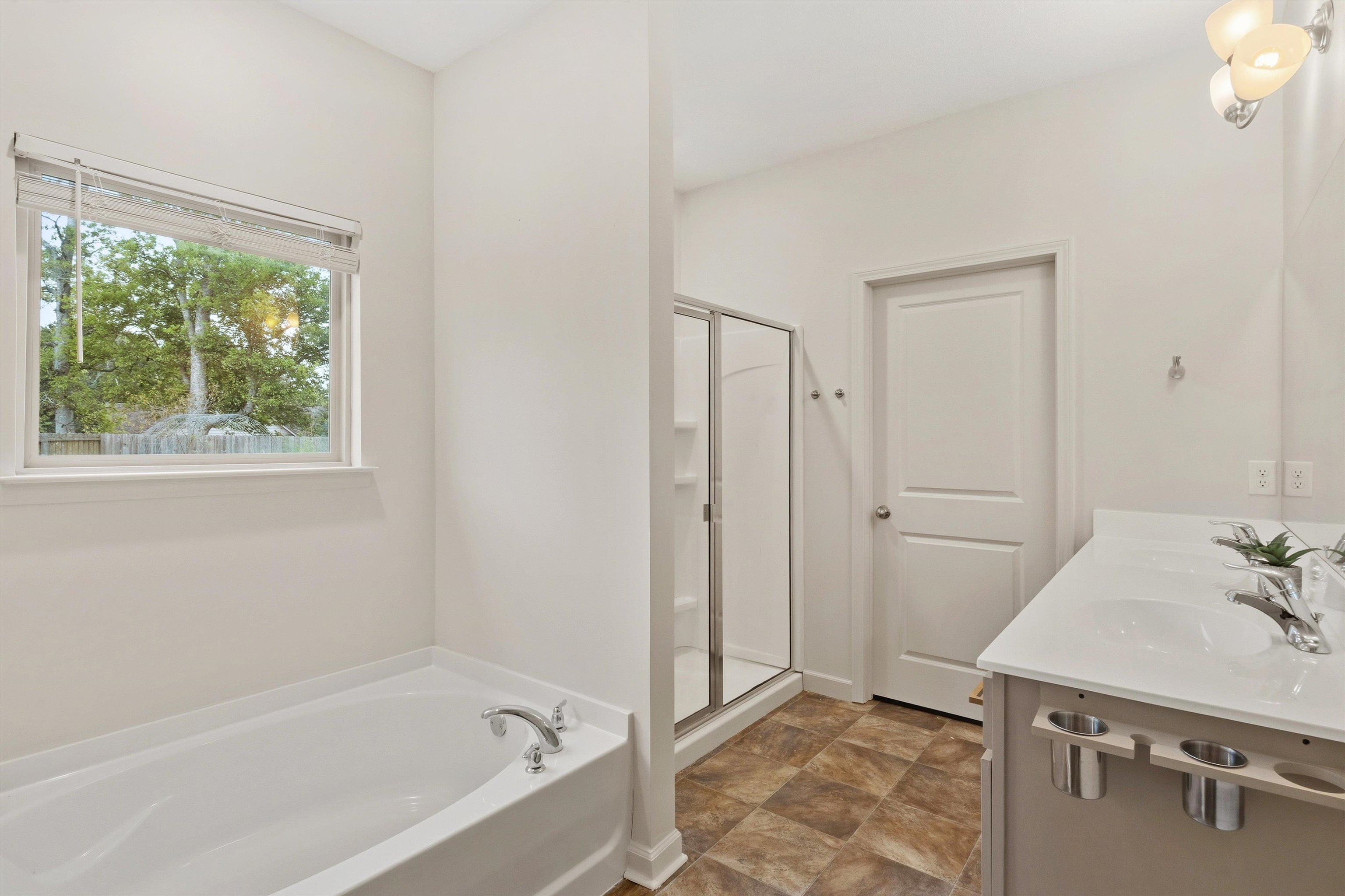 110 Lilly Cv Property Photo 14