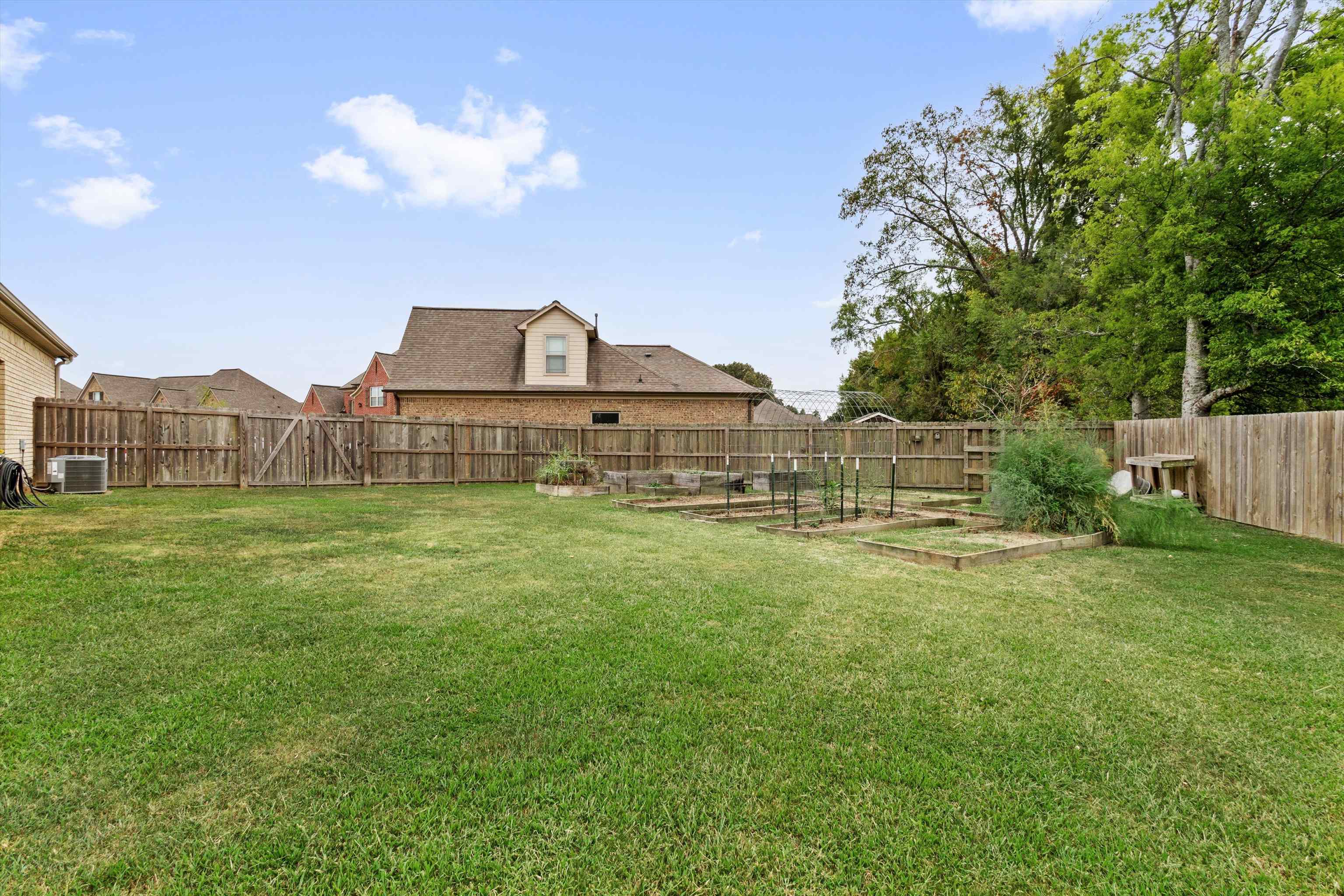 110 Lilly Cv Property Photo 28