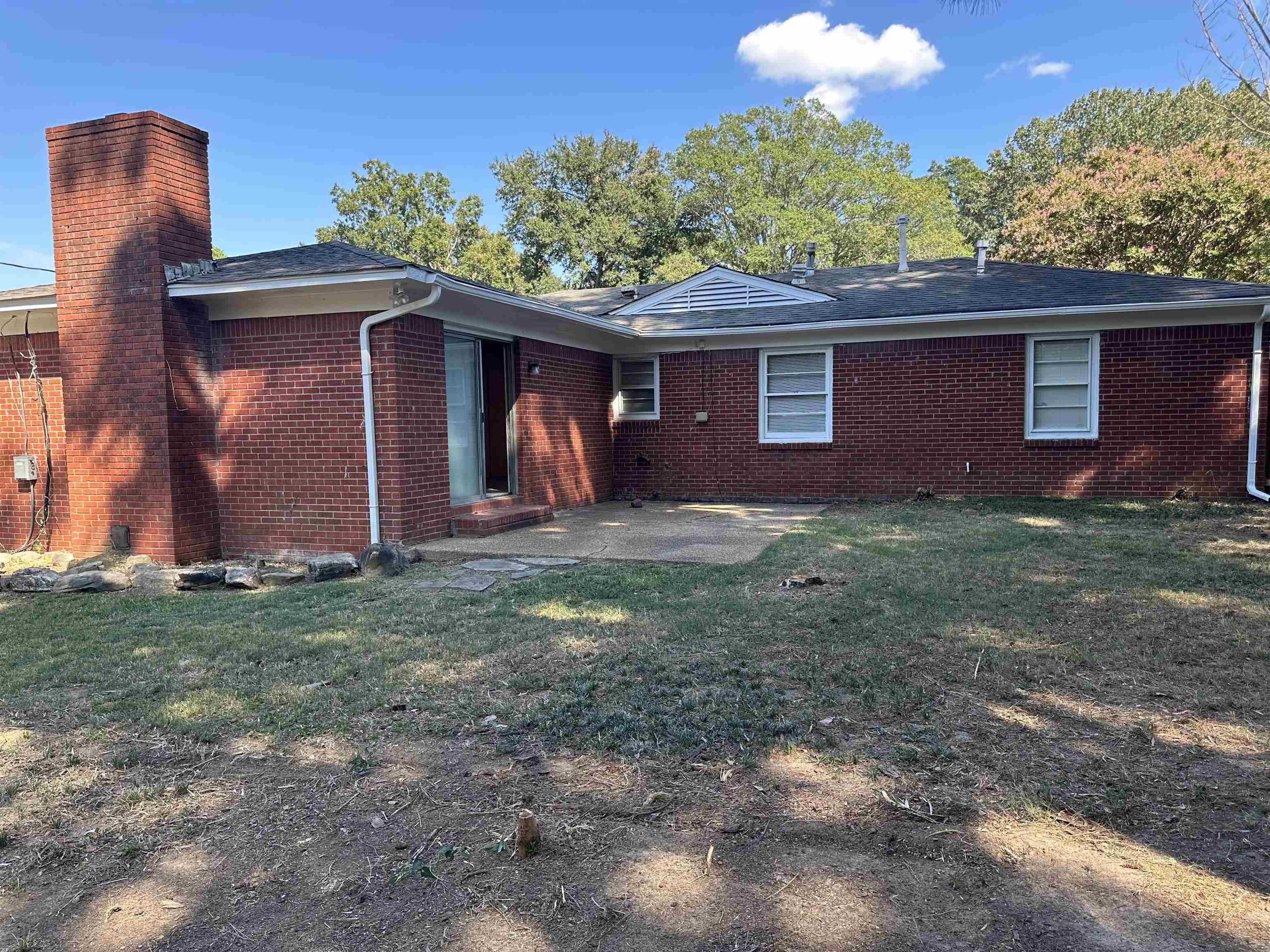 1403 S White Station Rd Property Photo 15