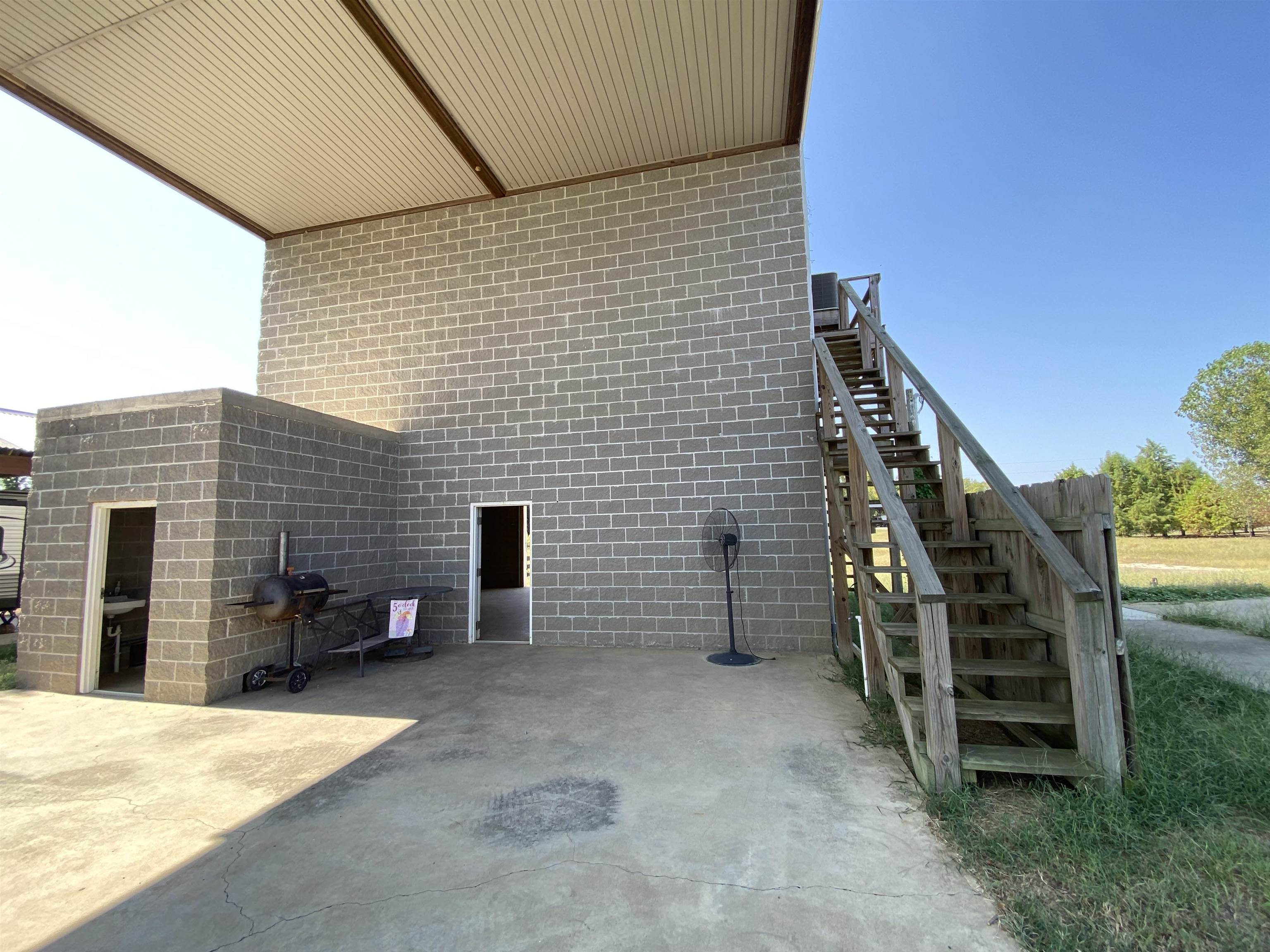 12 Jaycee Ln Property Photo 29