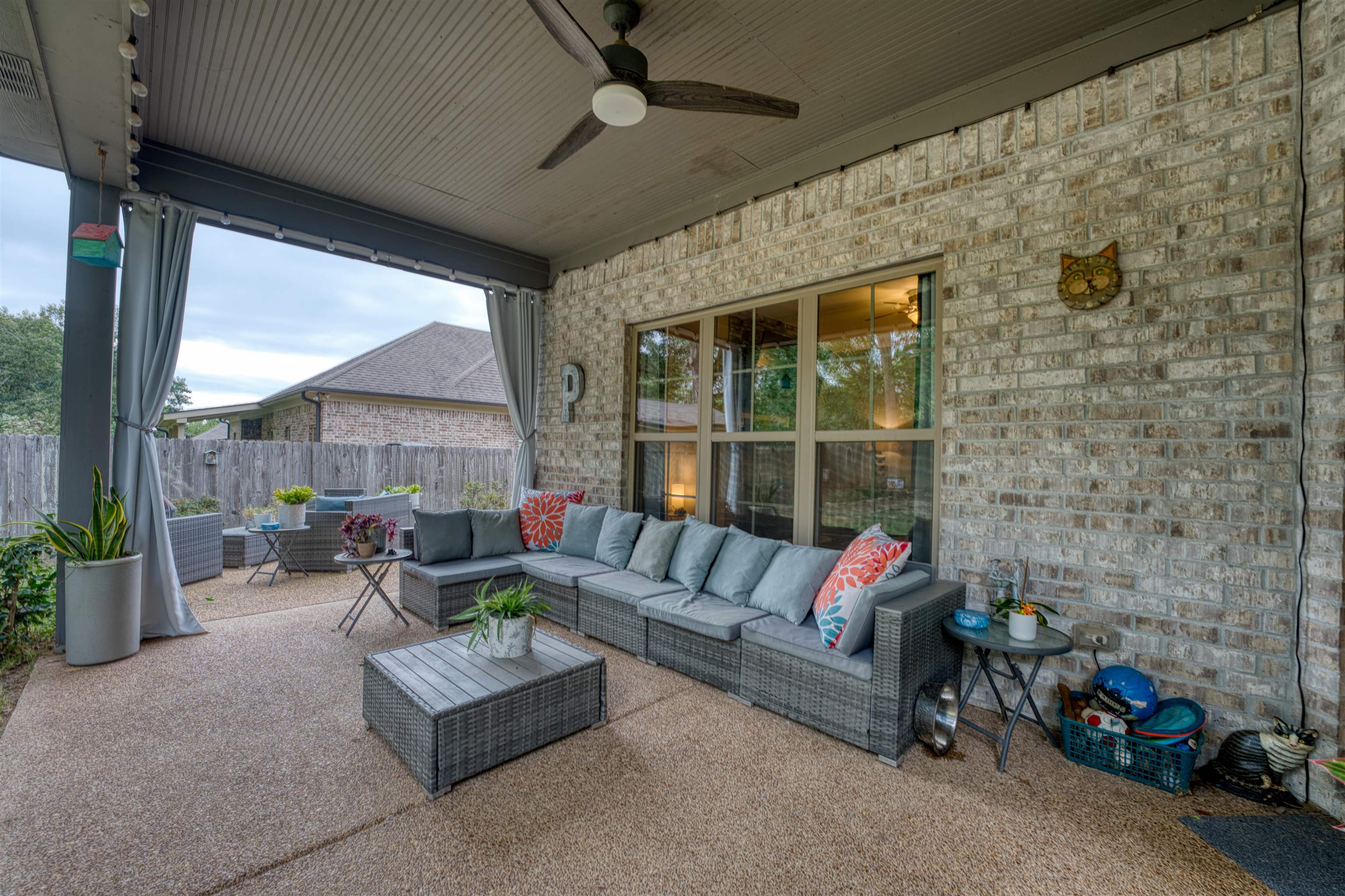 215 Breezy Loop S Property Photo 33