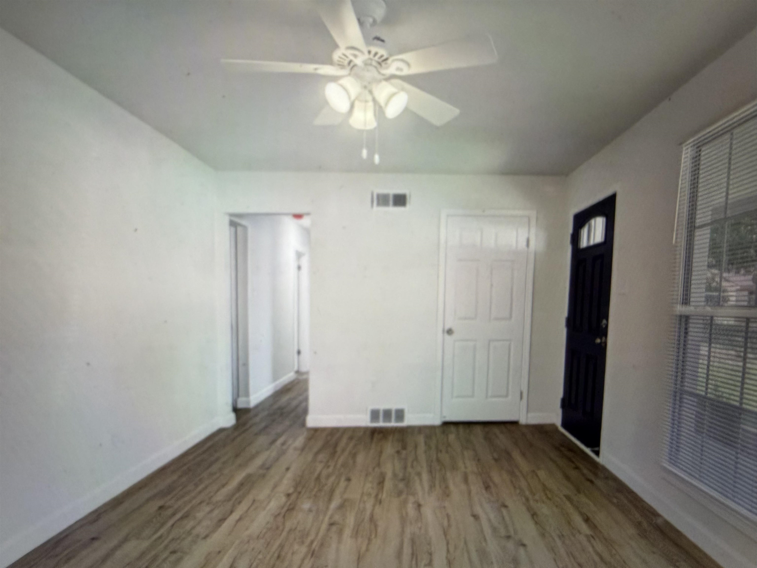 4838 Shayne Ln Property Photo 8