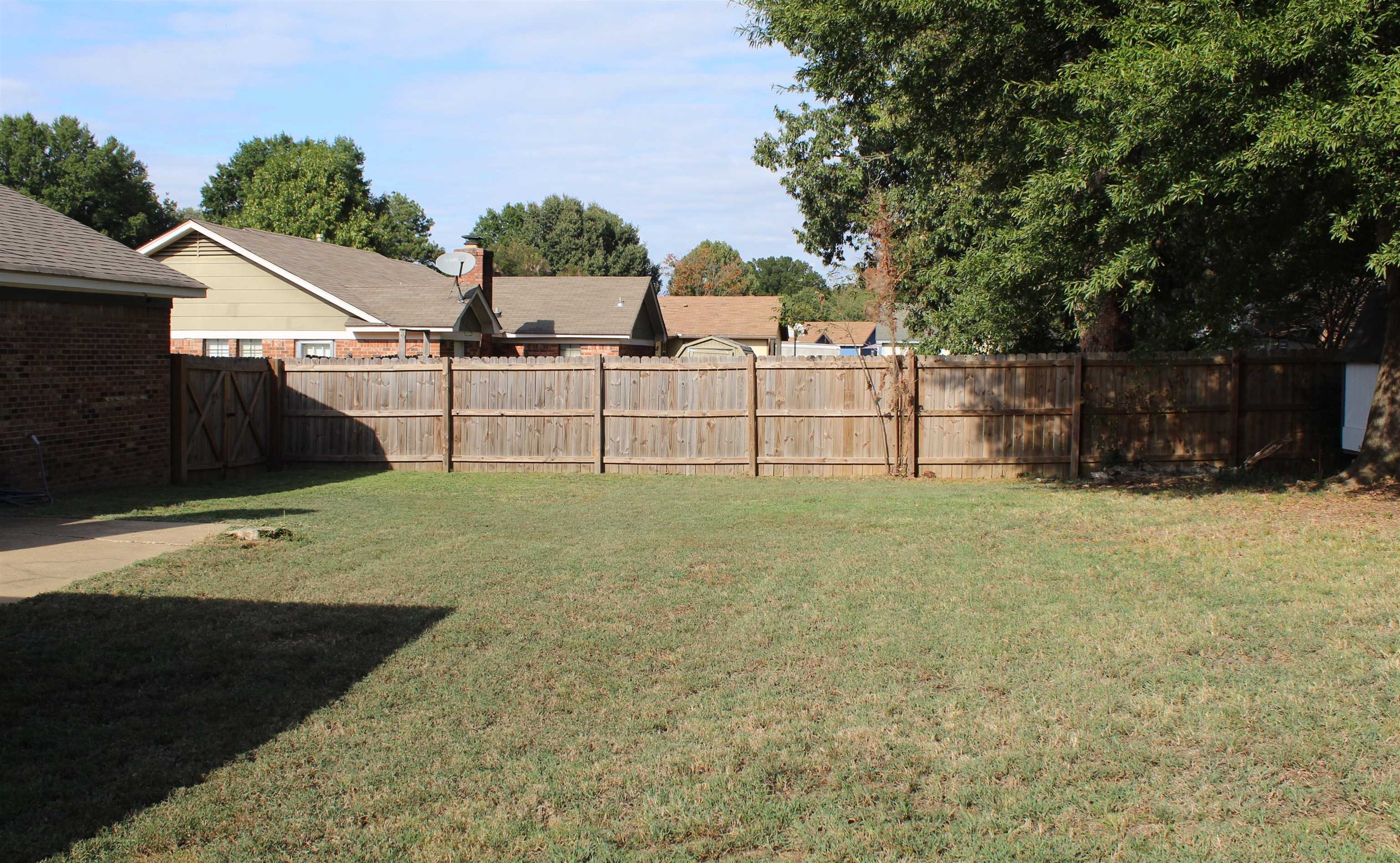 3100 Mary Elizabeth Dr Property Photo 16
