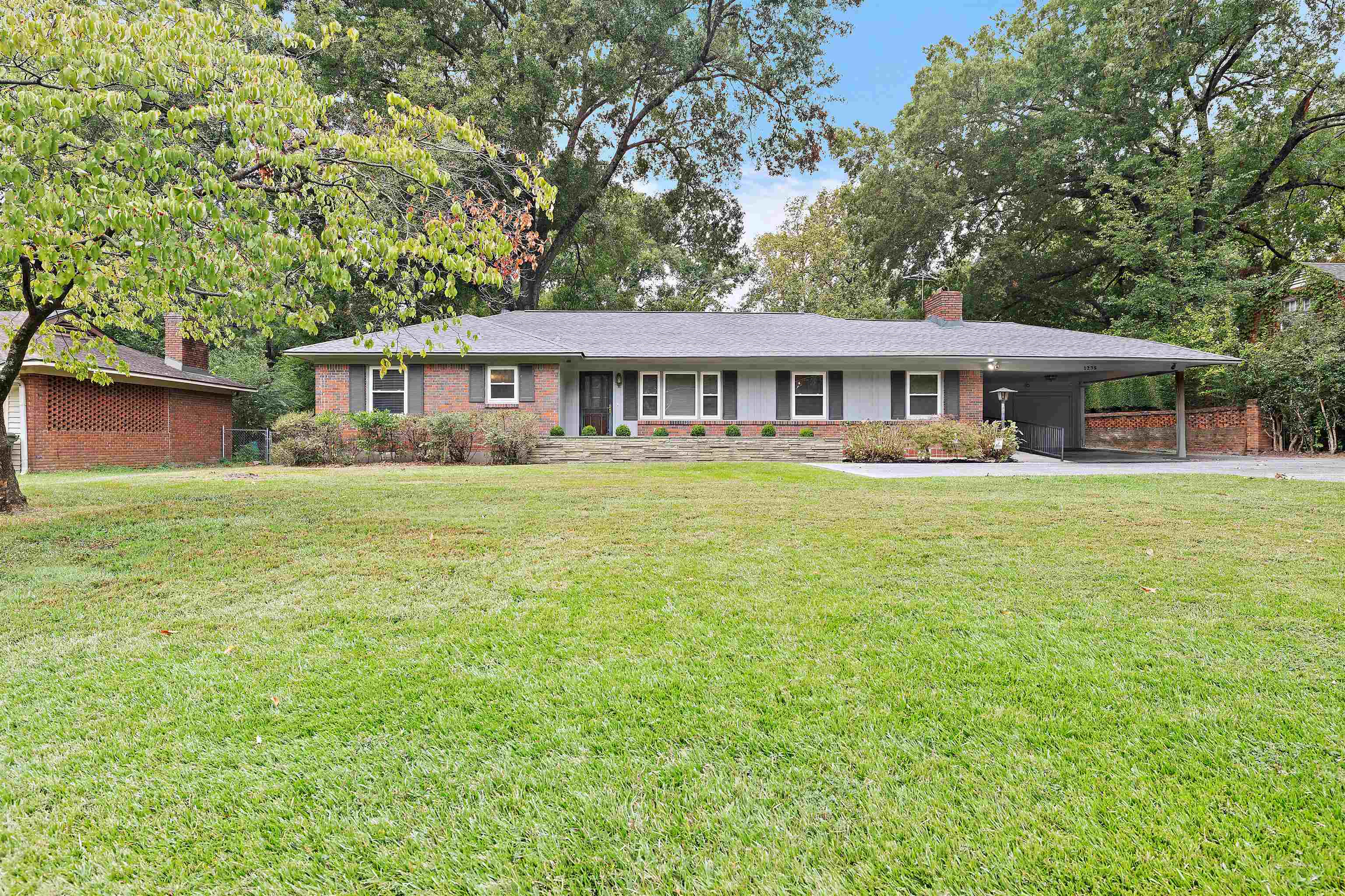 1235 CHERRY RD Property Photo 1