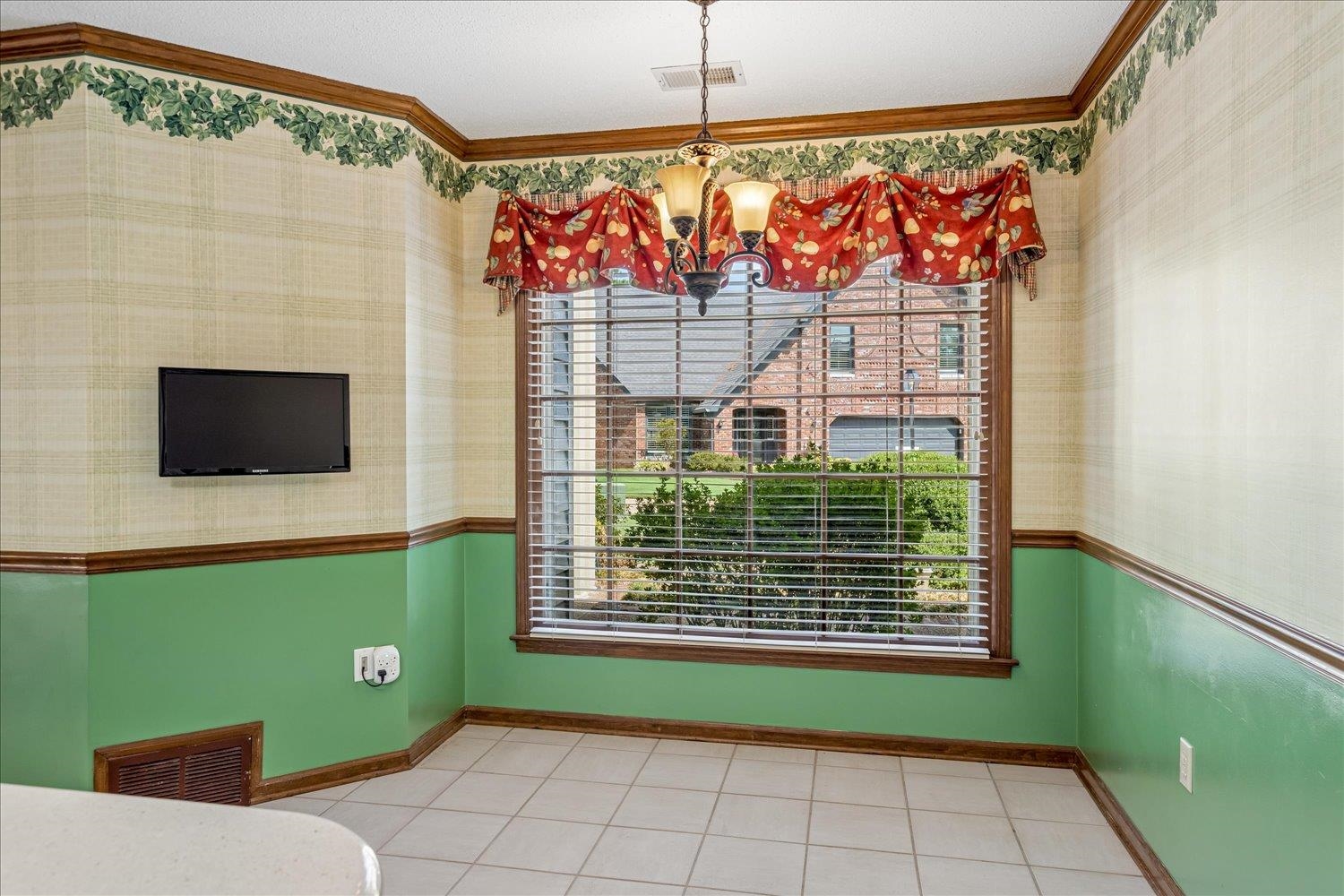 8383 Rochester Cv Property Photo 14
