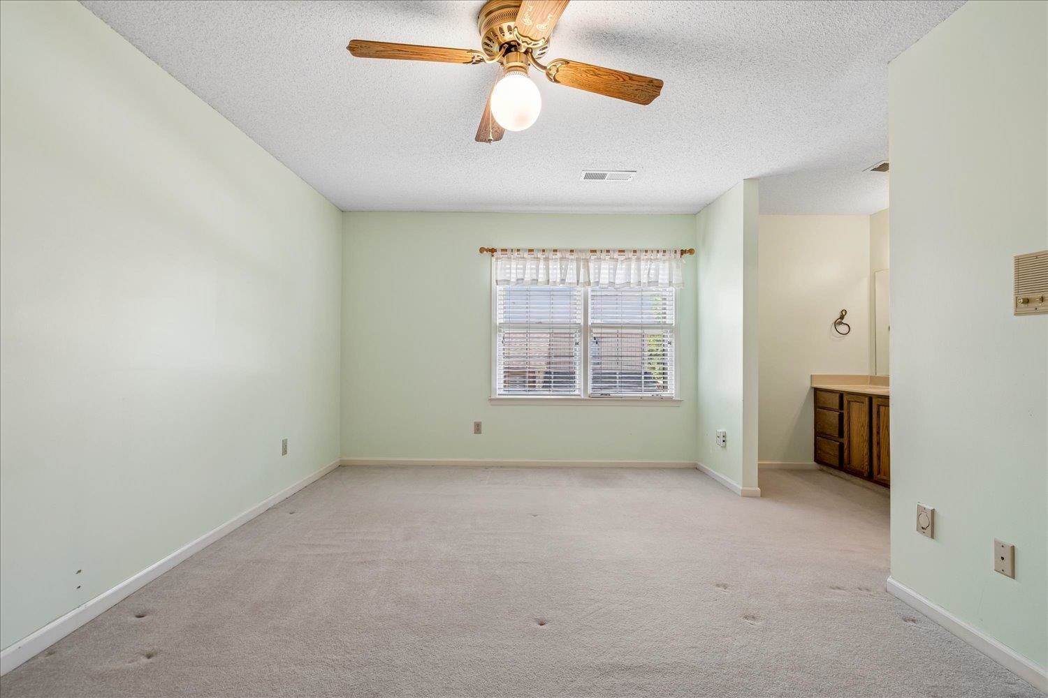 8383 Rochester Cv Property Photo 30
