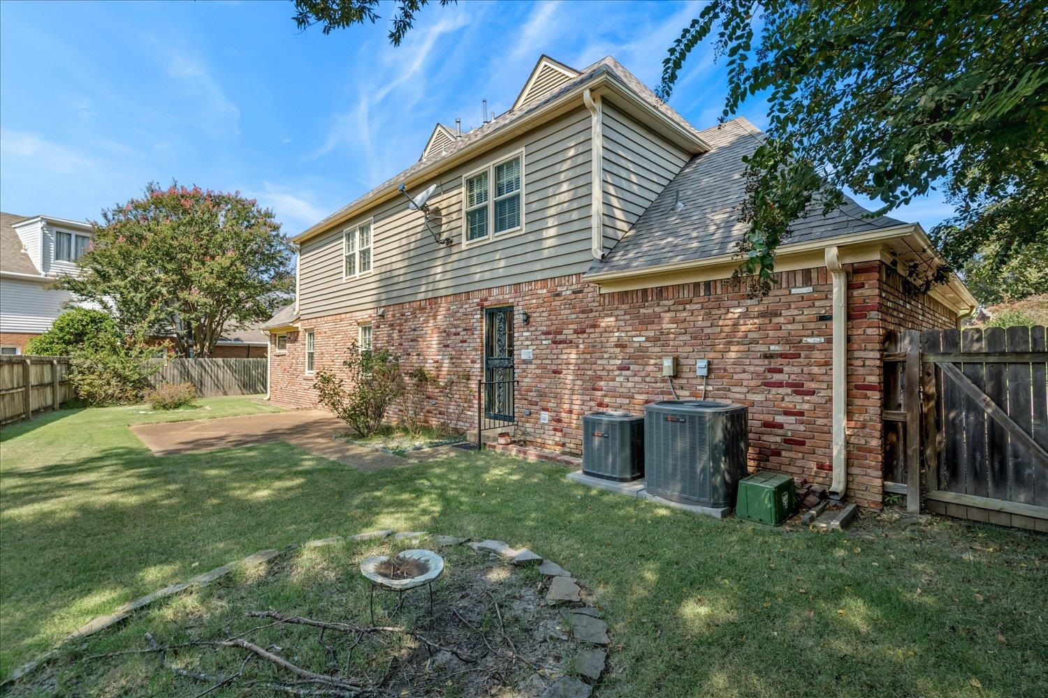 8383 Rochester Cv Property Photo 33